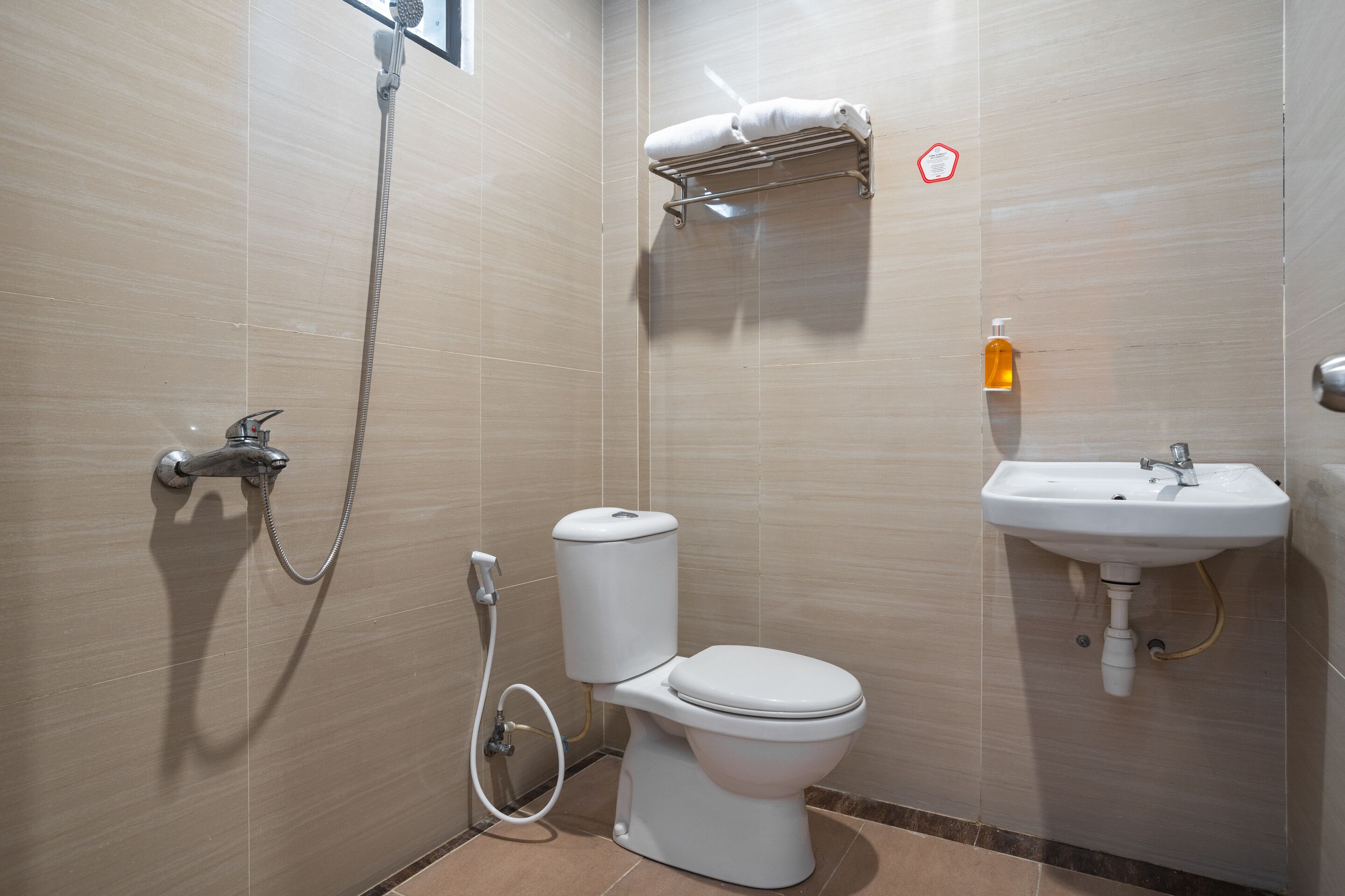 Urban 18 by OYO Rooms