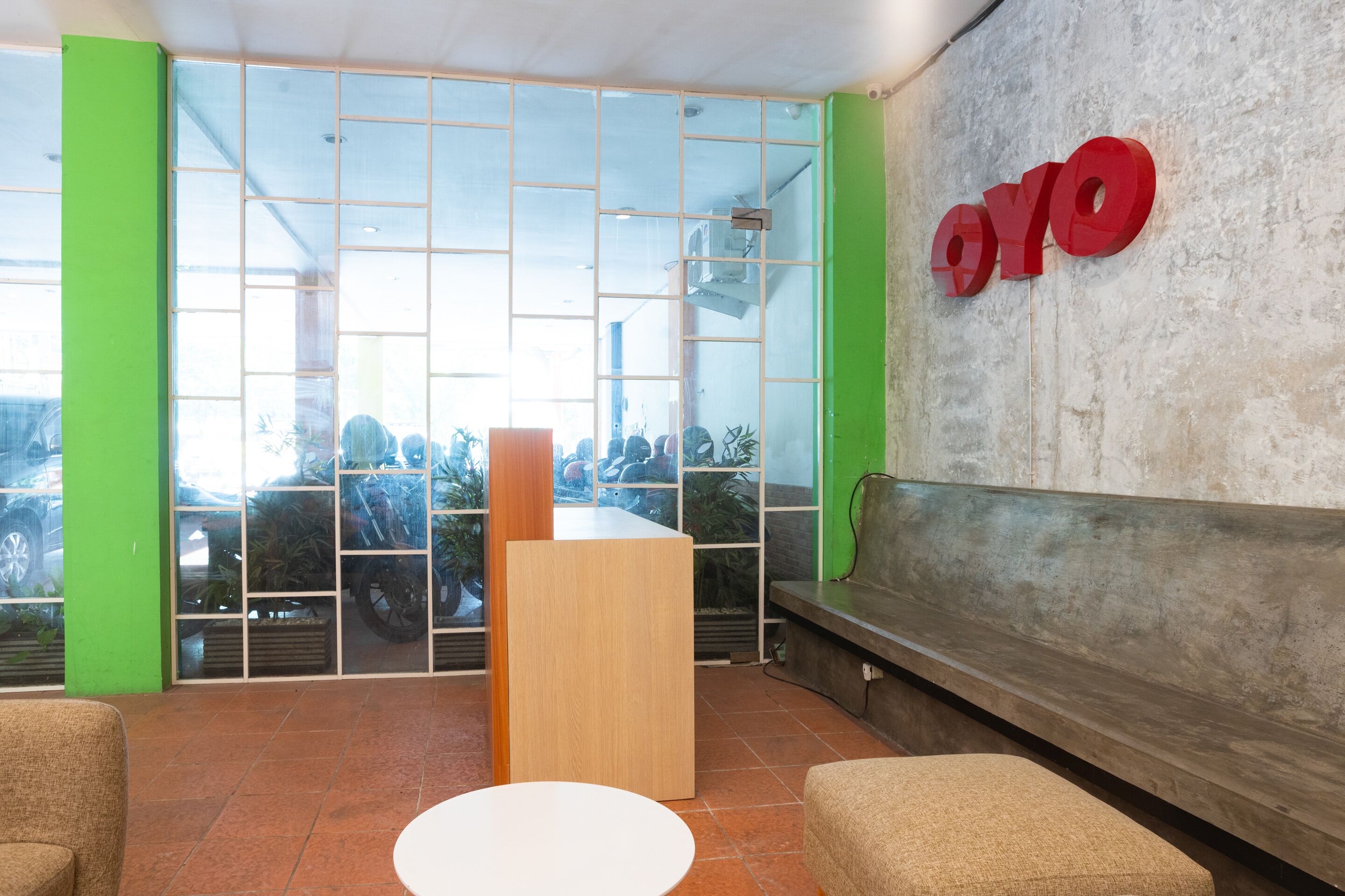 Urban 18 by OYO Rooms