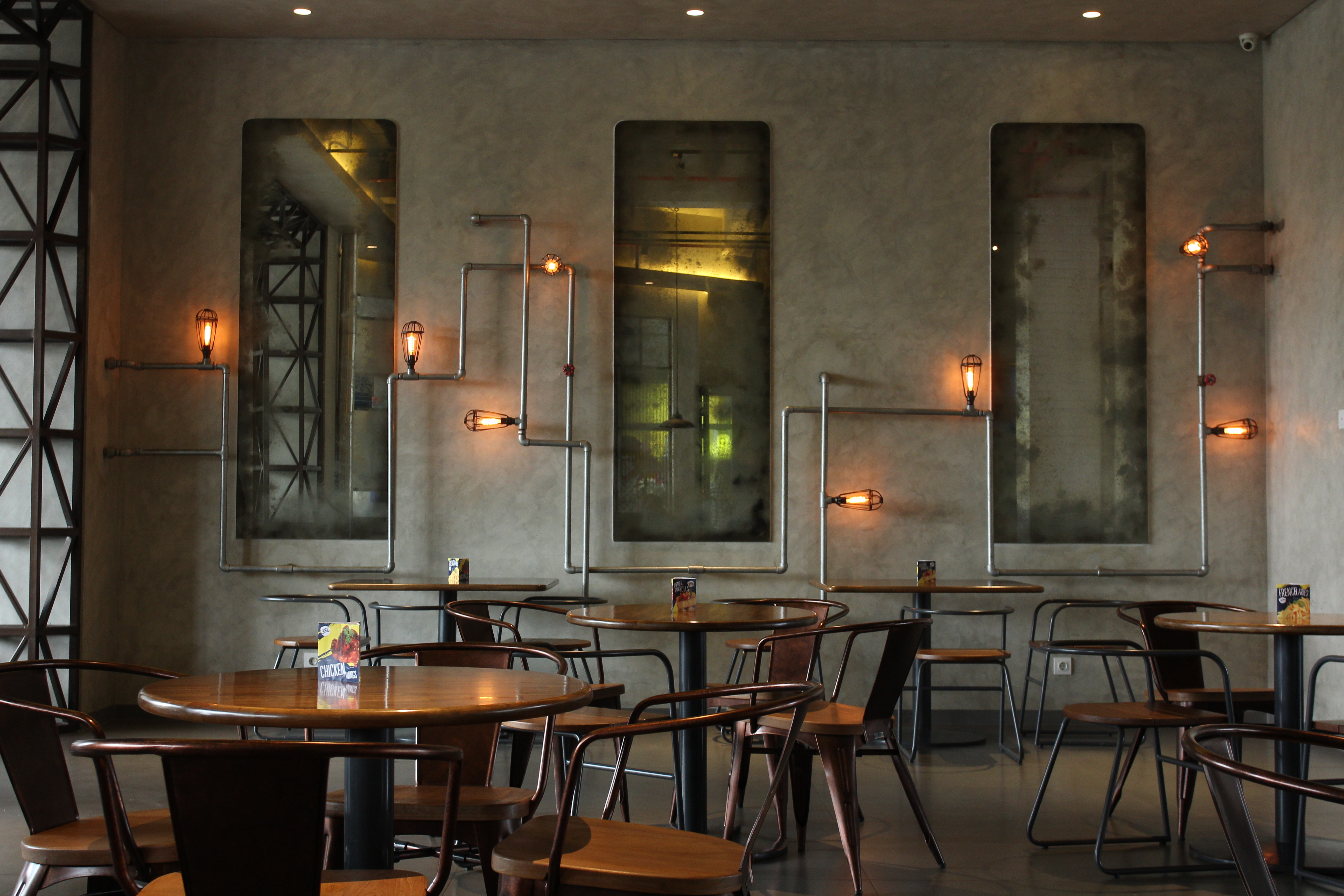 Yello Hotel Jemursari