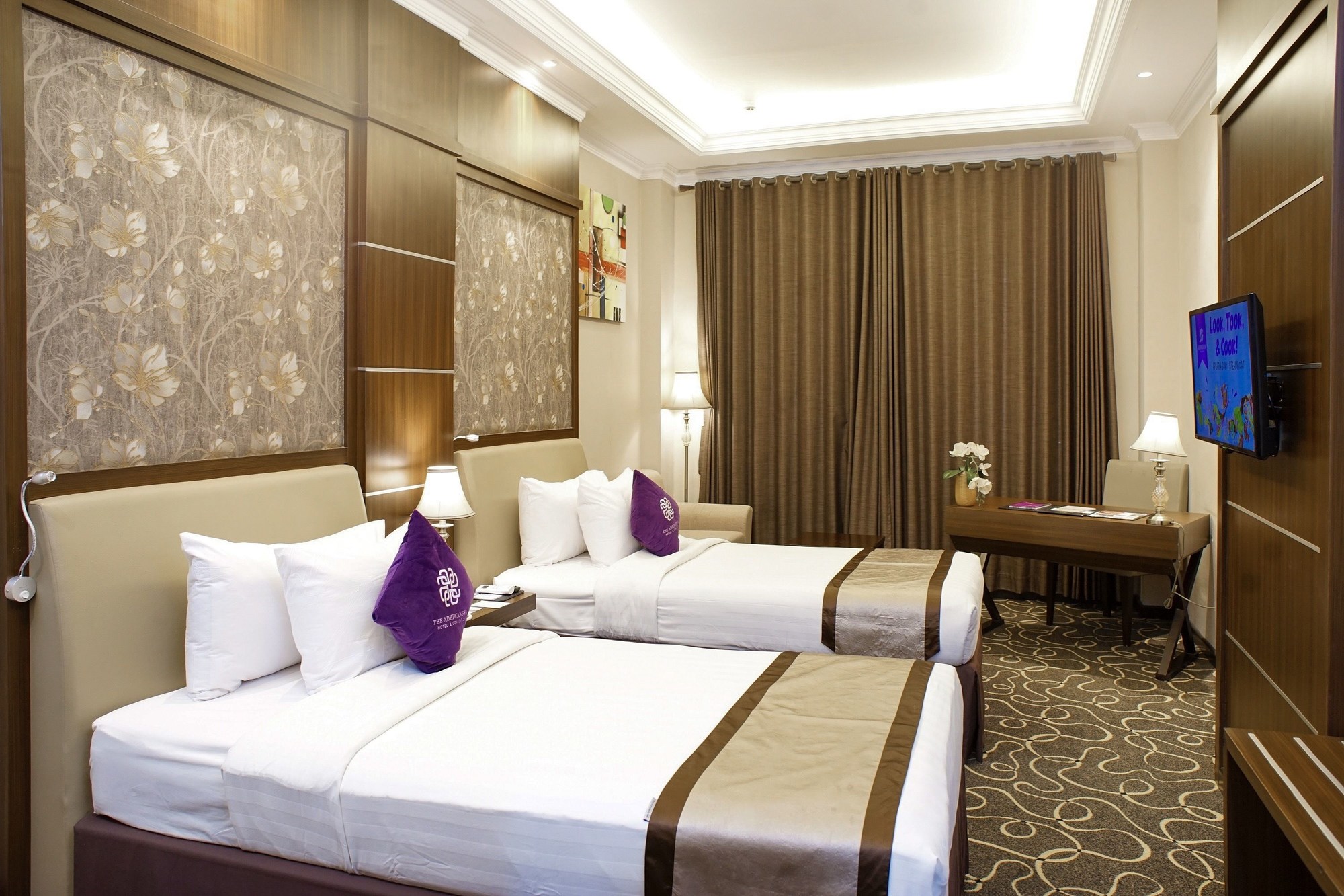 Adhiwangsa Hotel And Convention Hall