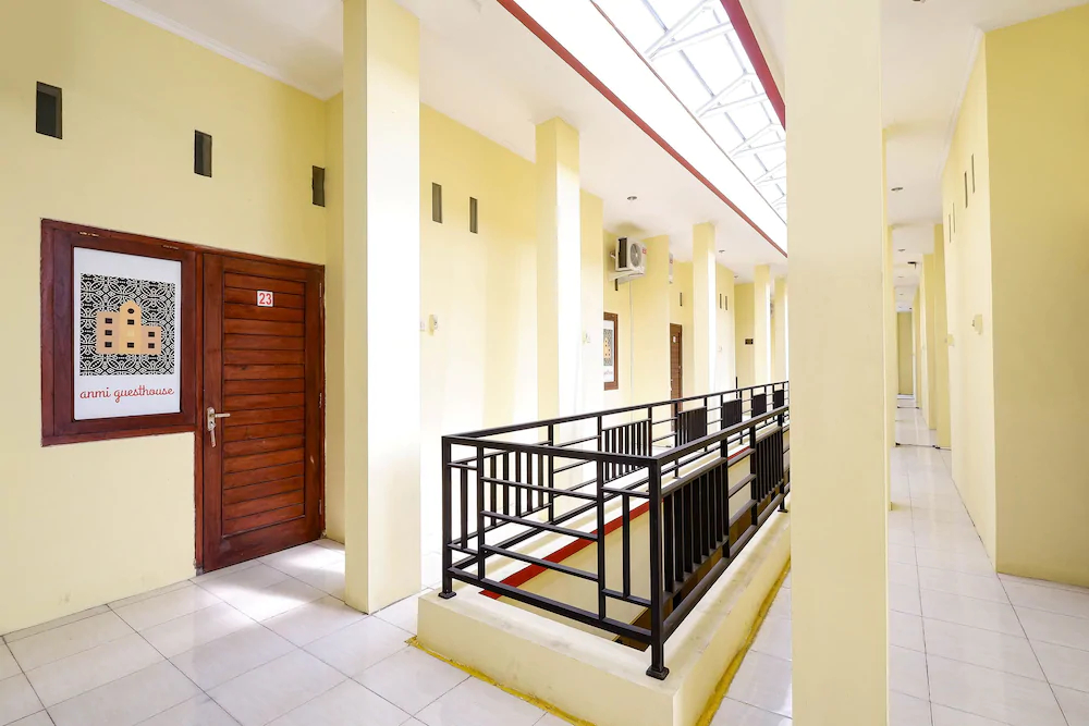 Anmi Guest House by OYO