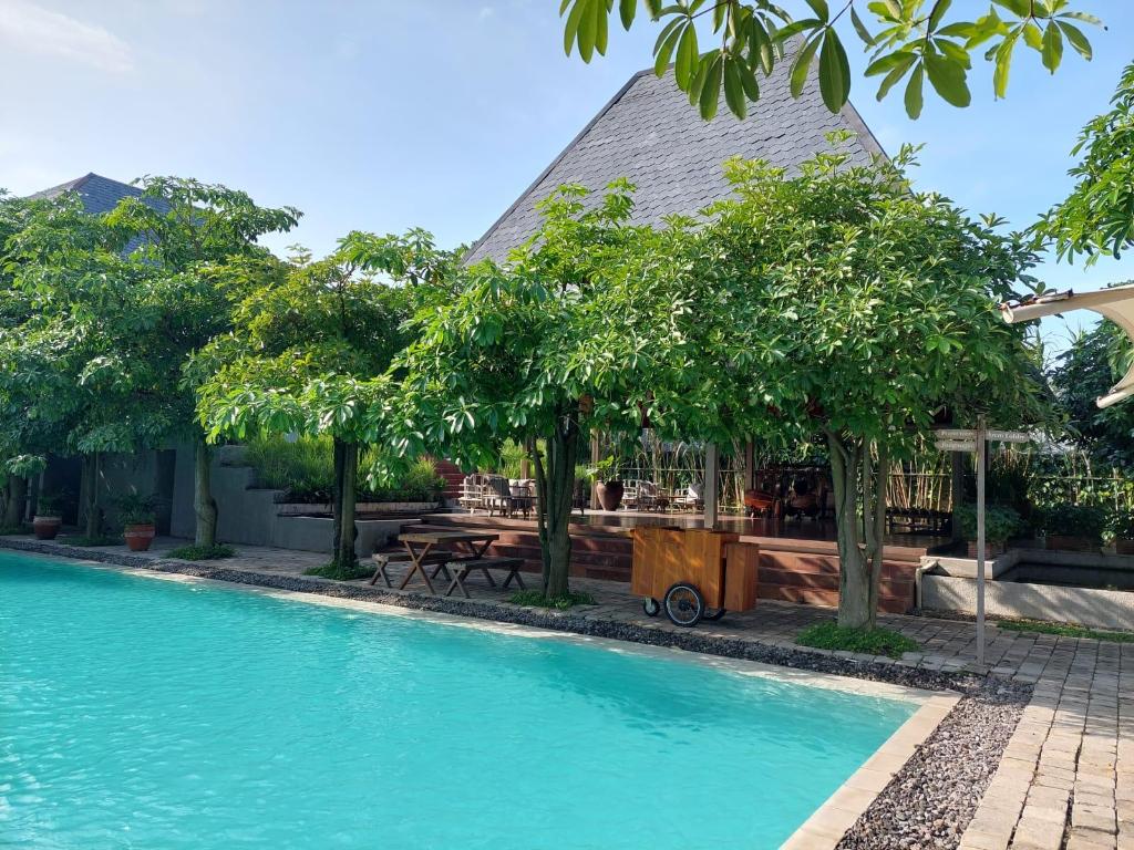 Ayom Java Village Solo