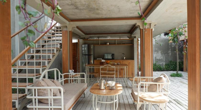 Ayom Java Village Solo