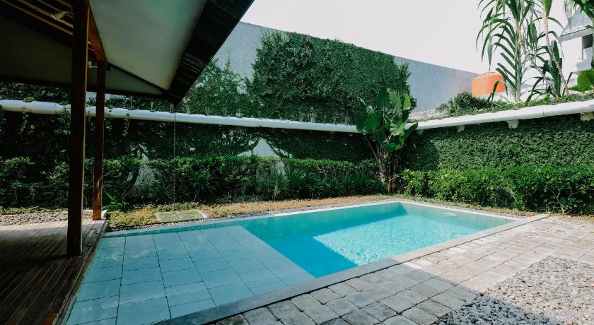 Ayom Java Village Solo