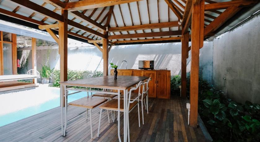 Ayom Java Village Solo