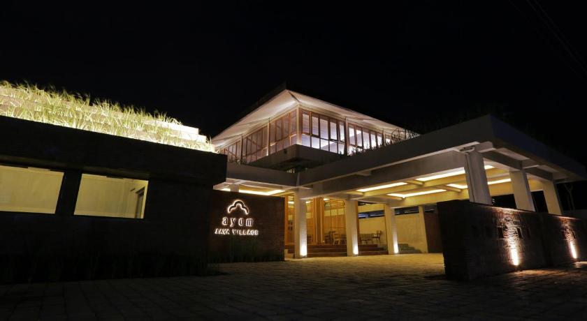 Ayom Java Village Solo