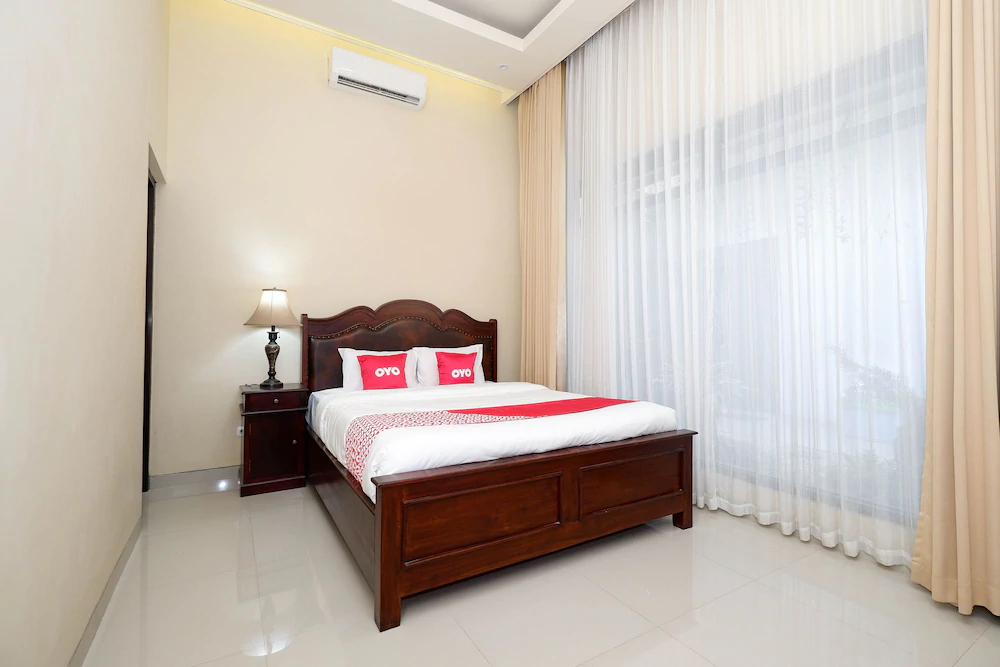 Erna's House Solo by OYO Rooms