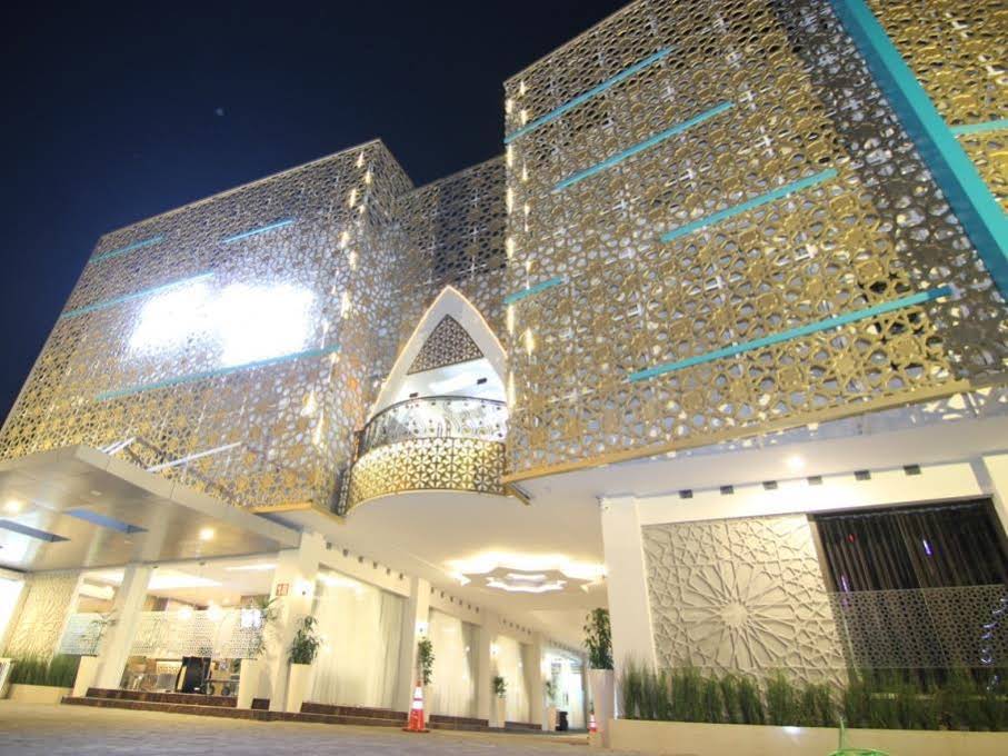 Grand Amira Hotel