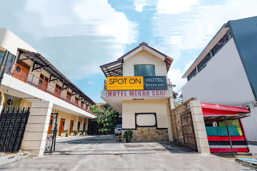 Hotel Mekar Sari by OYO