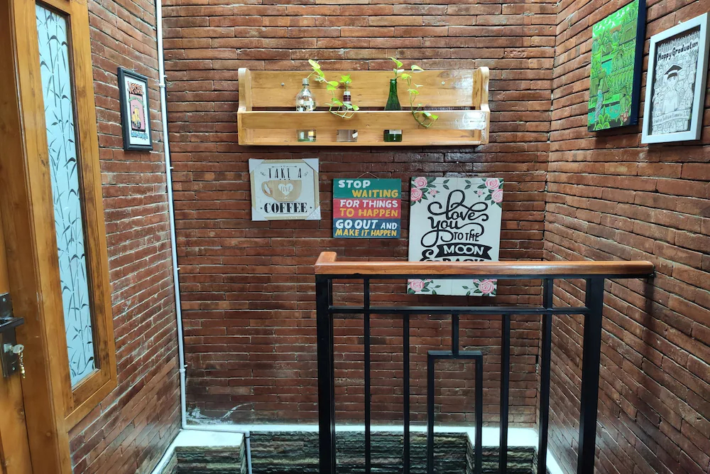 Omah Jenitra Syariah by OYO Rooms