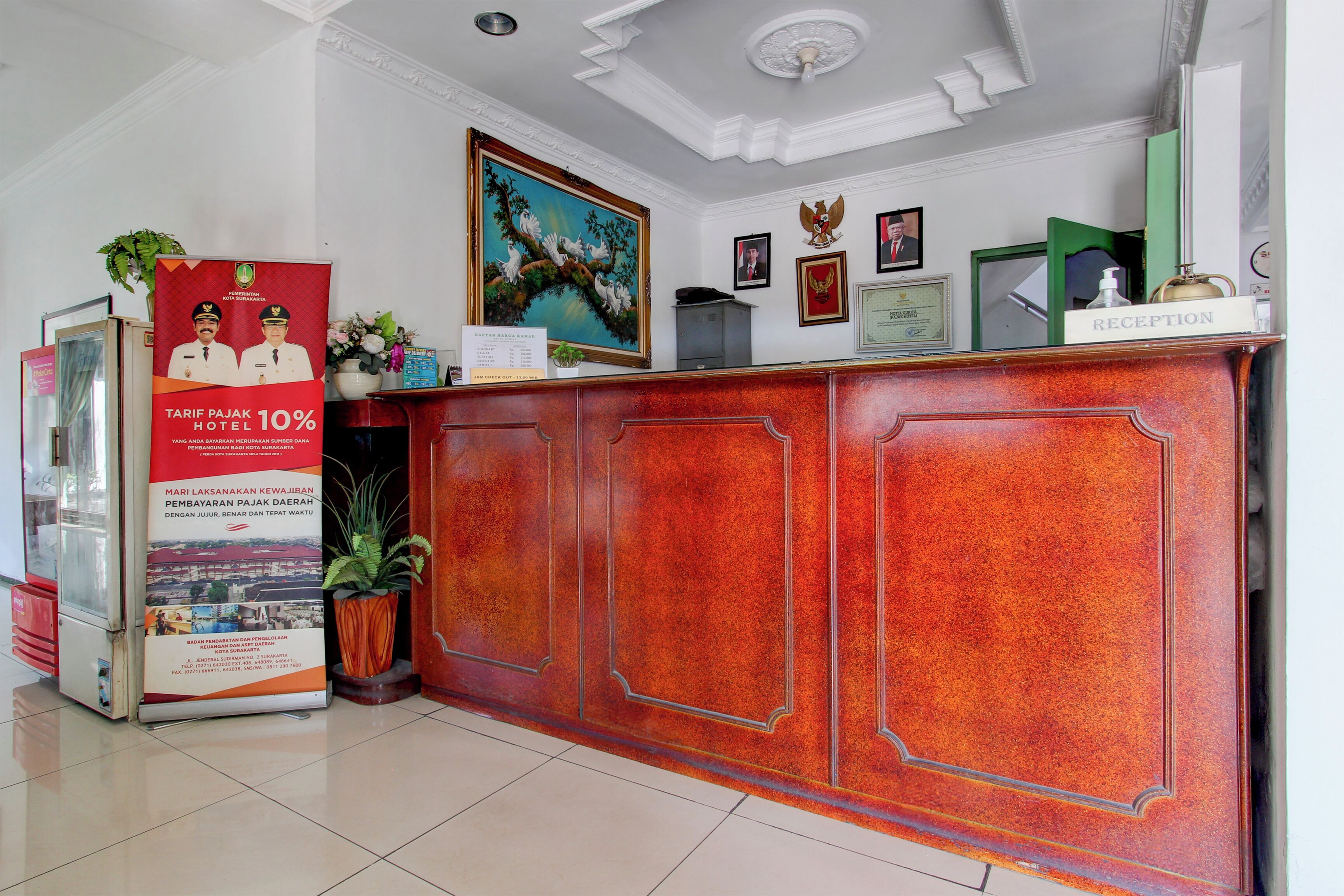 OYO 94082 Hotel Gurita