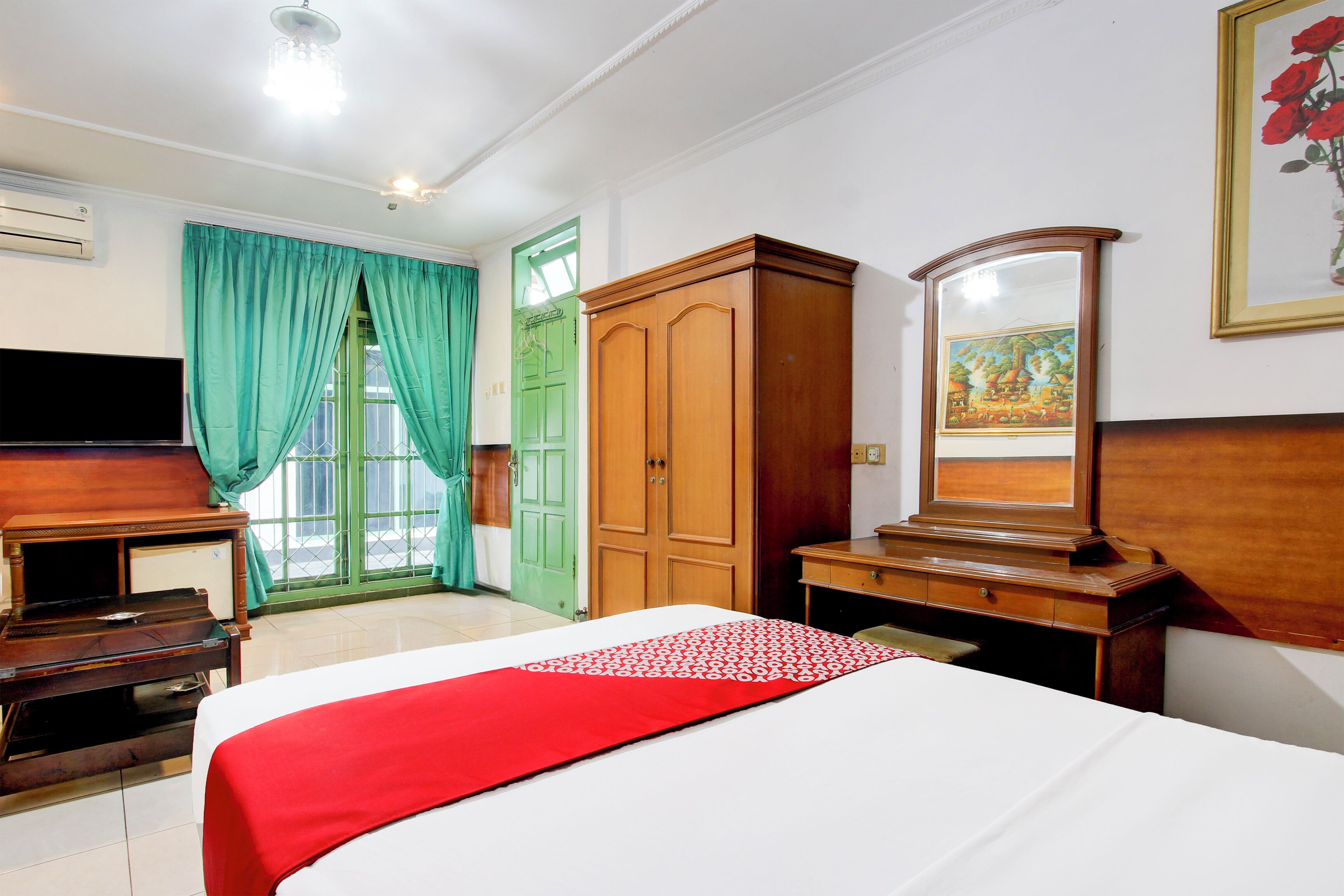 OYO 94082 Hotel Gurita