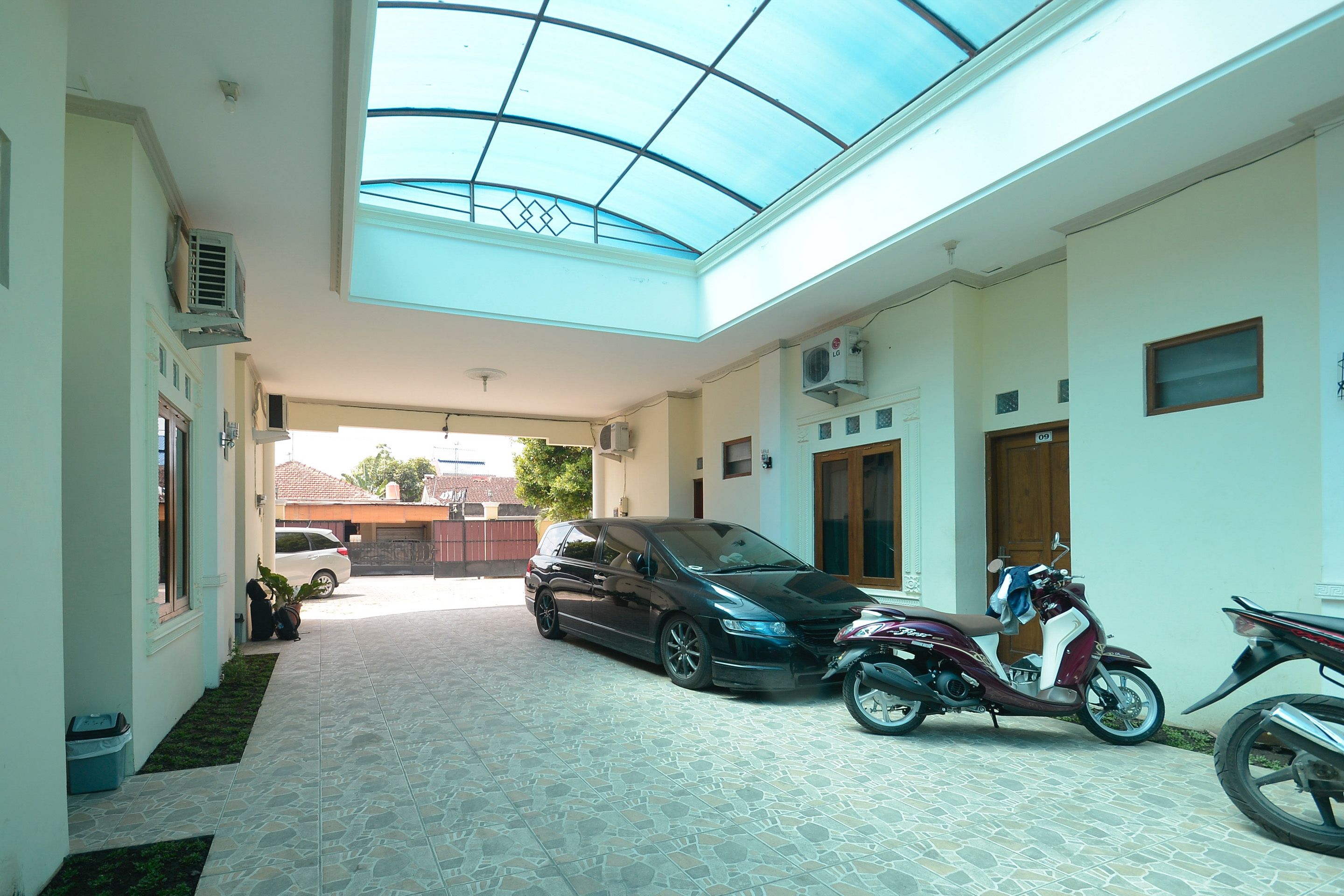 Pelangi Residence Syariah by OYO Rooms