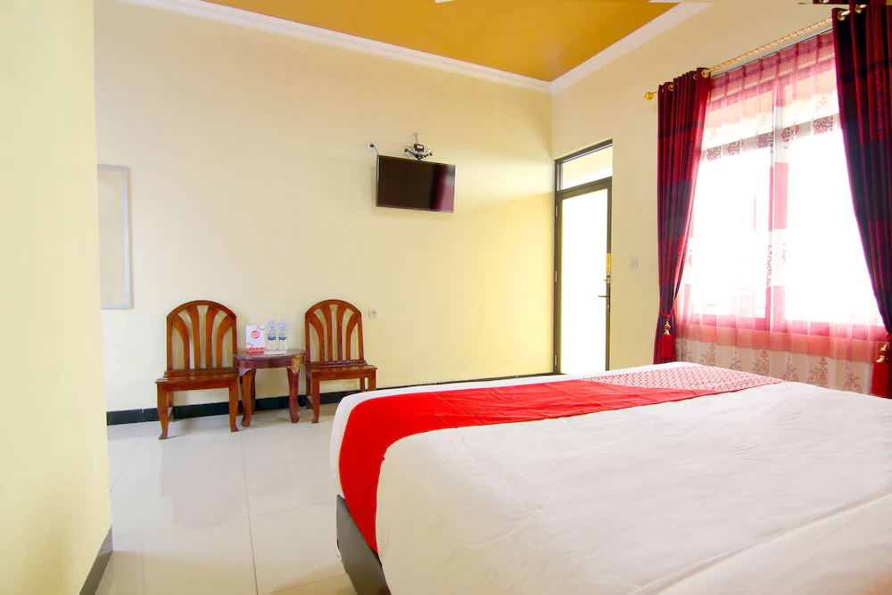 Pondok Wisata Sri Widodo by OYO Rooms