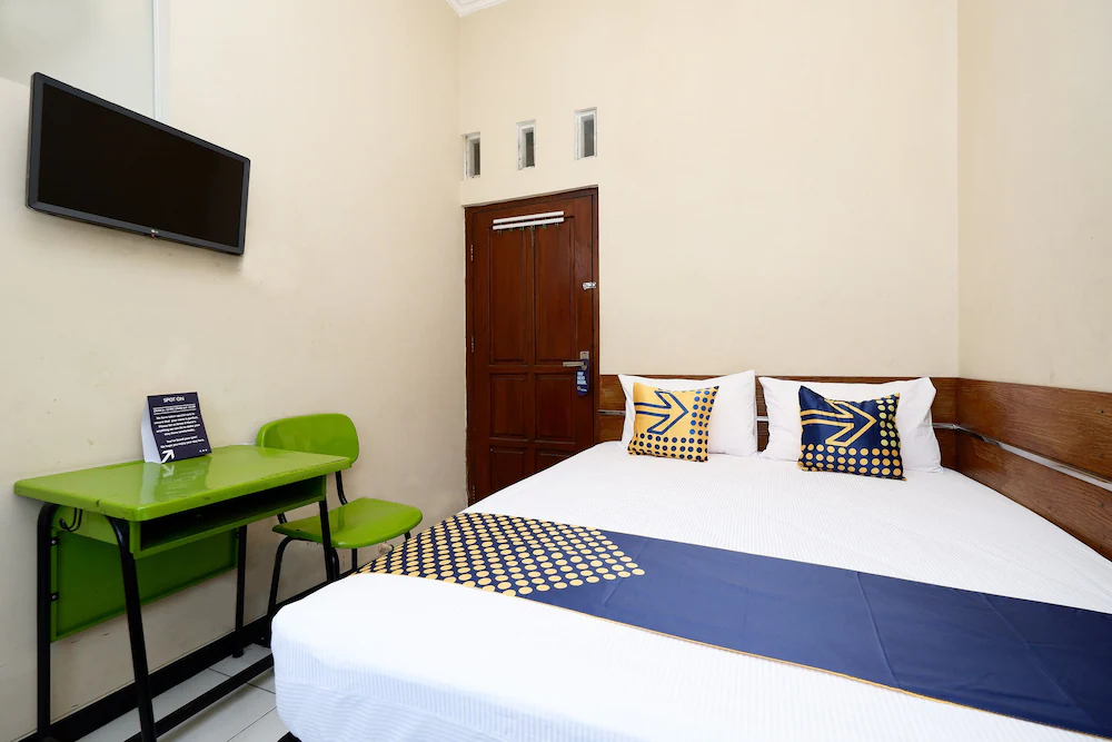 Solo Point Syariah by OYO Rooms