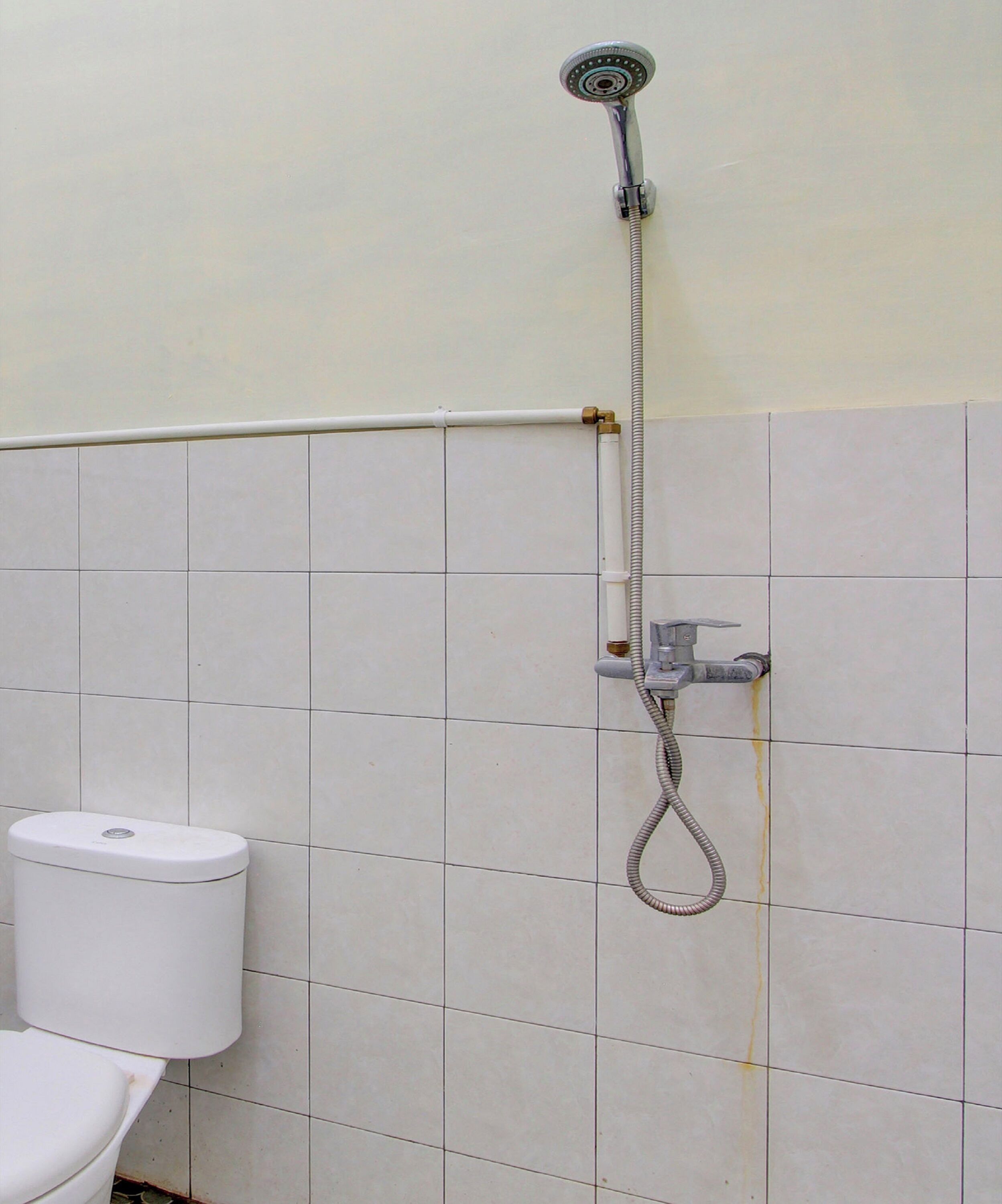 Spot On 93245 Guet House Mulia Dua Syariah