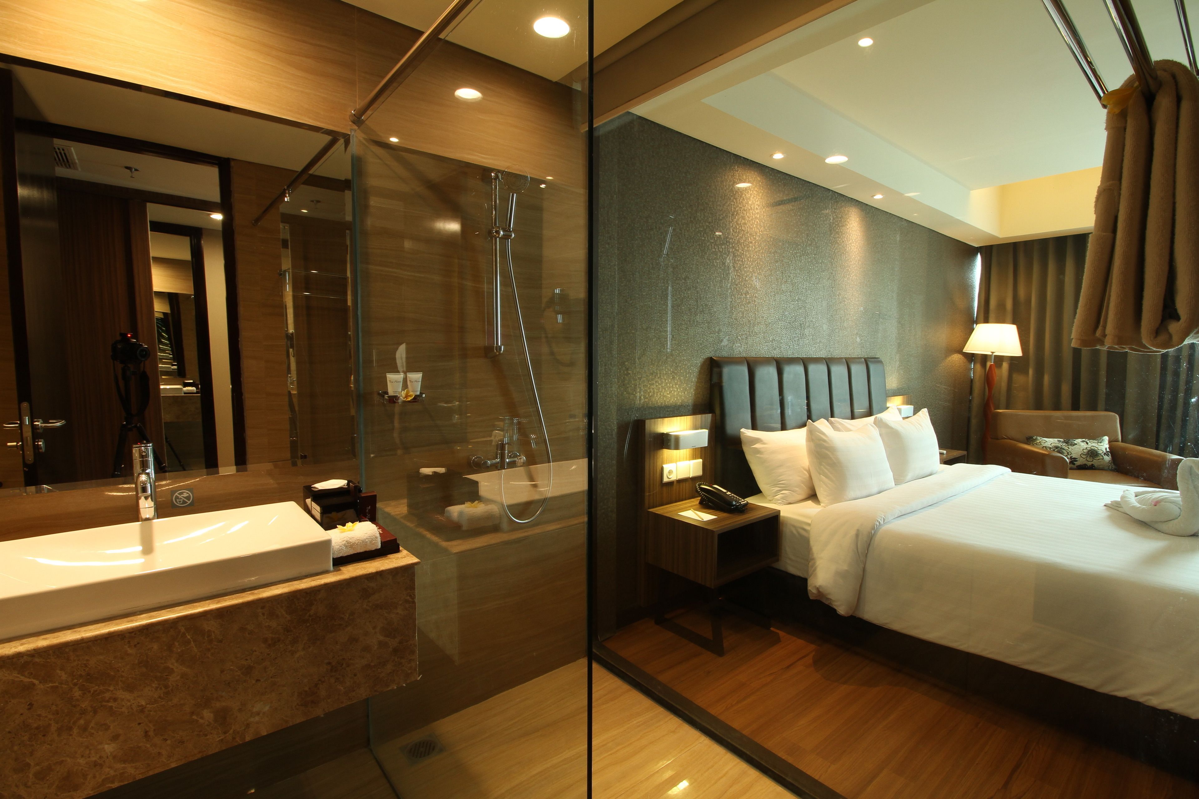 The Alana Hotel & Convention Center Solo by Aston
