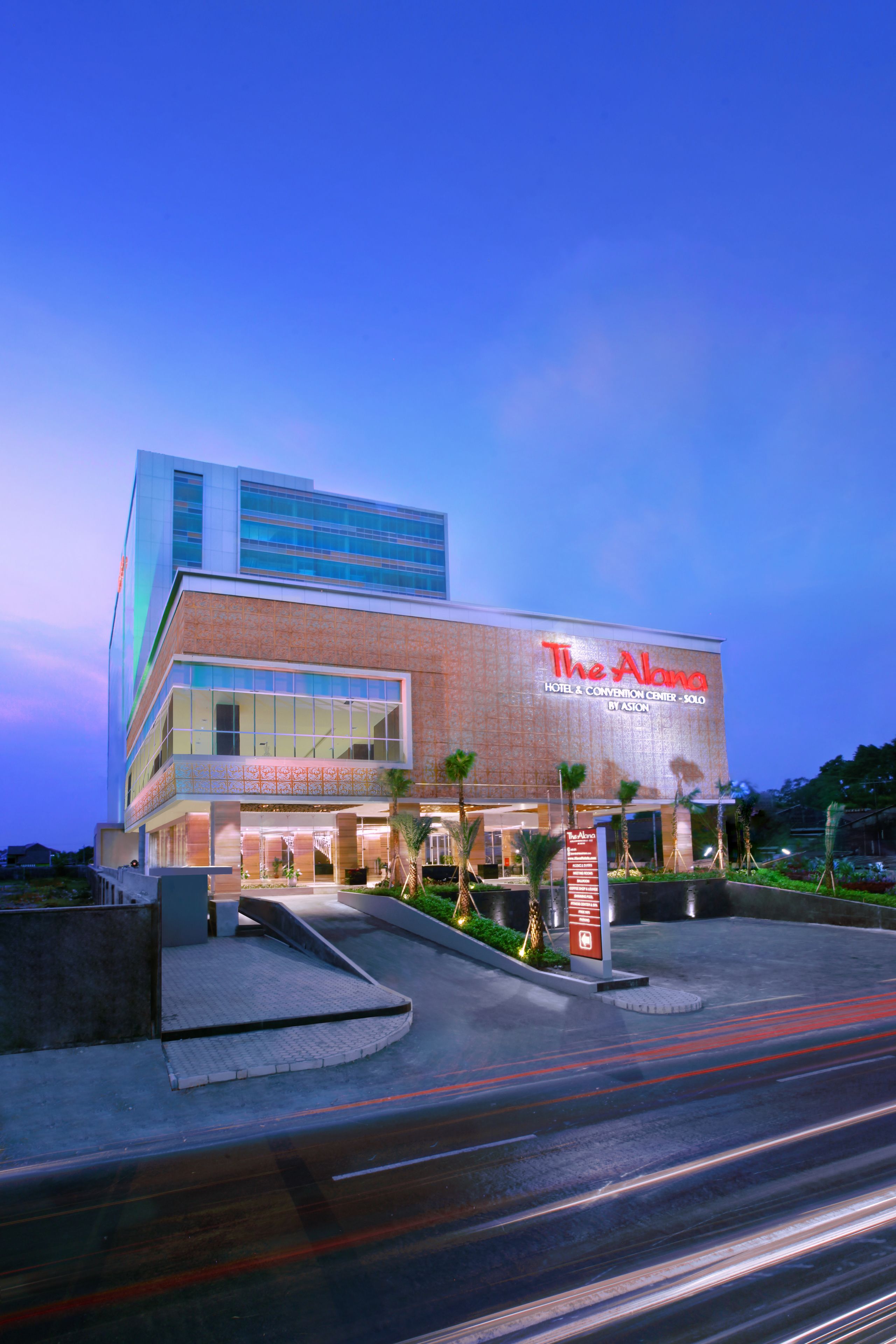 The Alana Hotel & Convention Center Solo by Aston