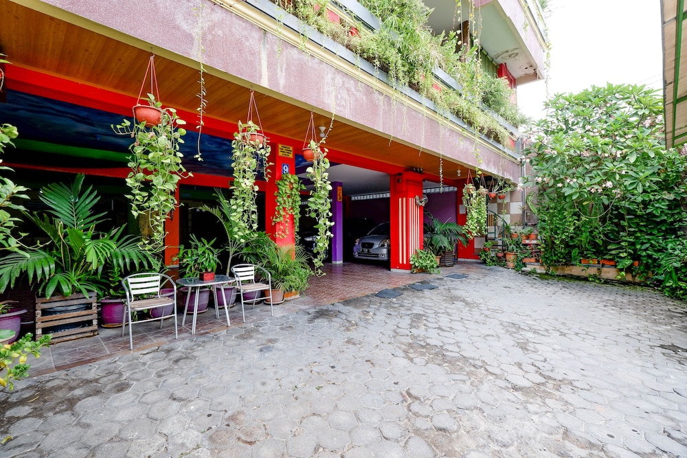 Wisma Daun by OYO Rooms