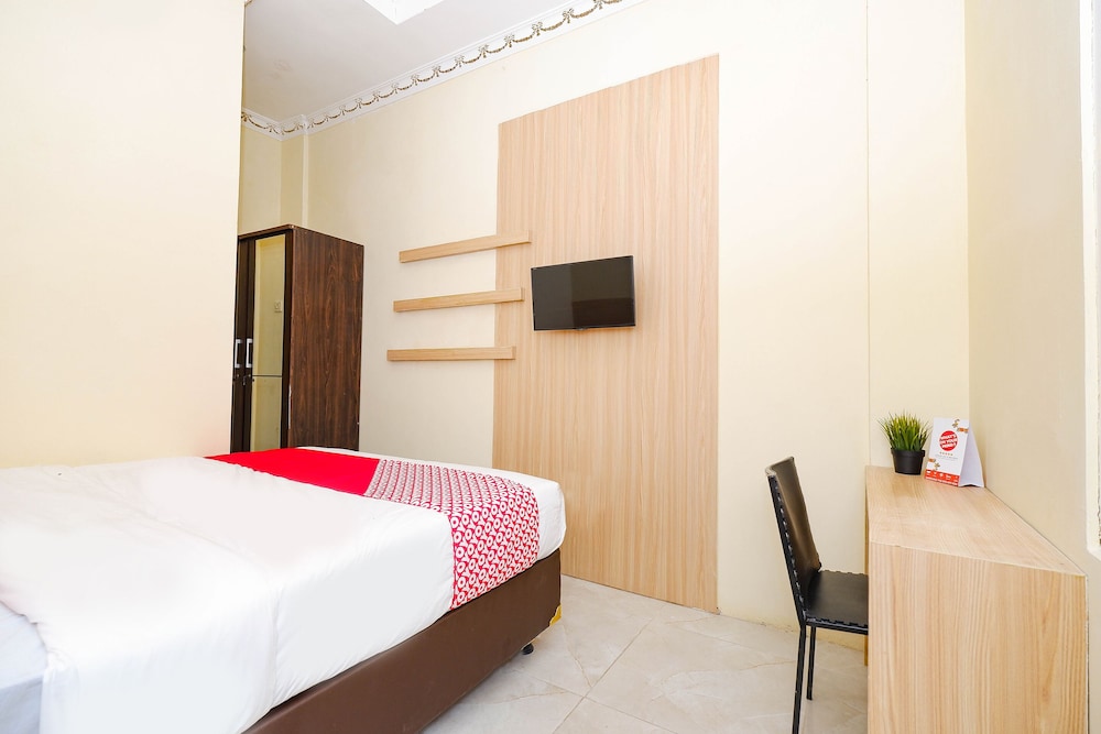 Wisma Fortuna Syariah by OYO Rooms