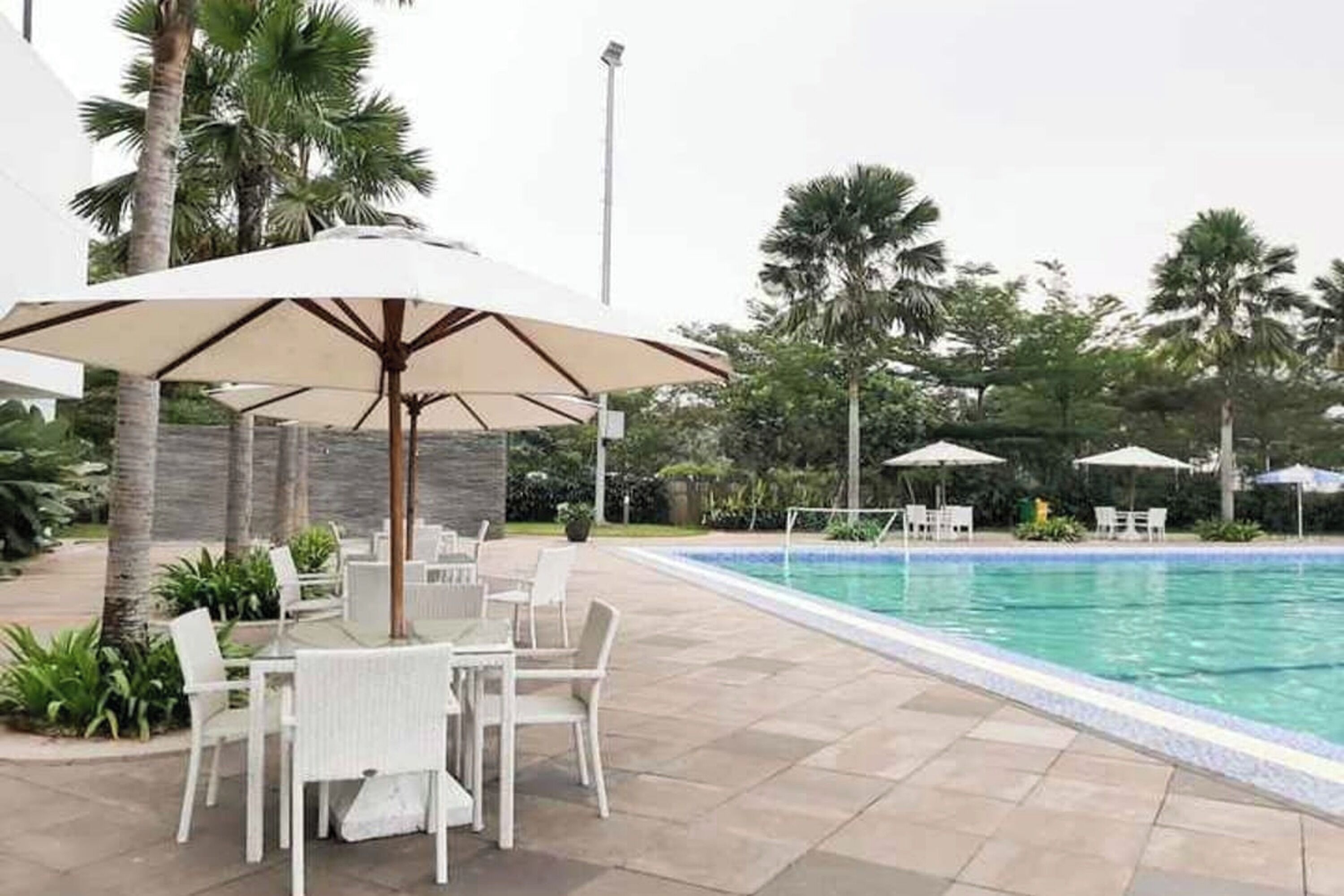 Barata Hotel Near Bandara Soekarno Hatta