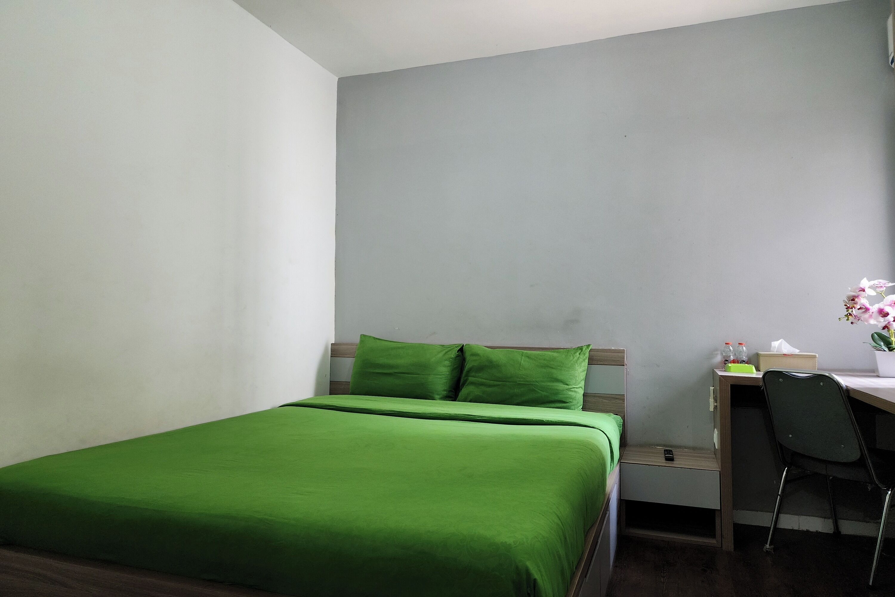 Barata Hotel Near Bandara Soekarno Hatta