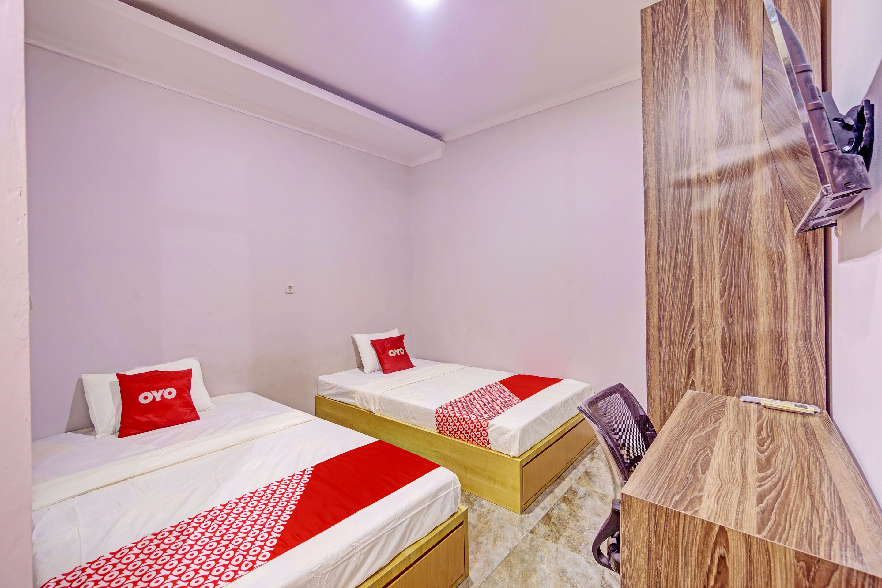 Capital O 93068 D Twinz House Syariah