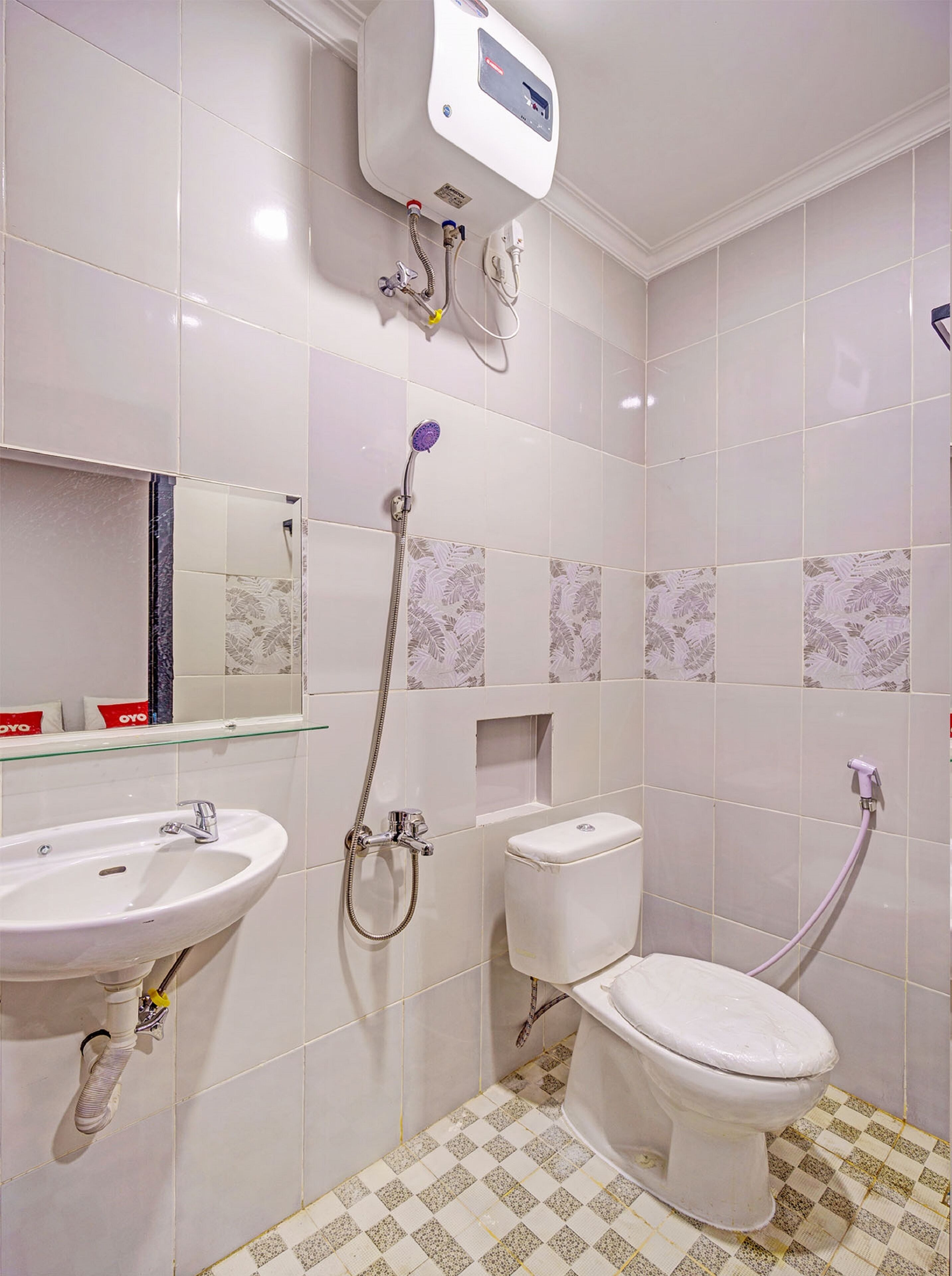 Capital O 93068 D Twinz House Syariah