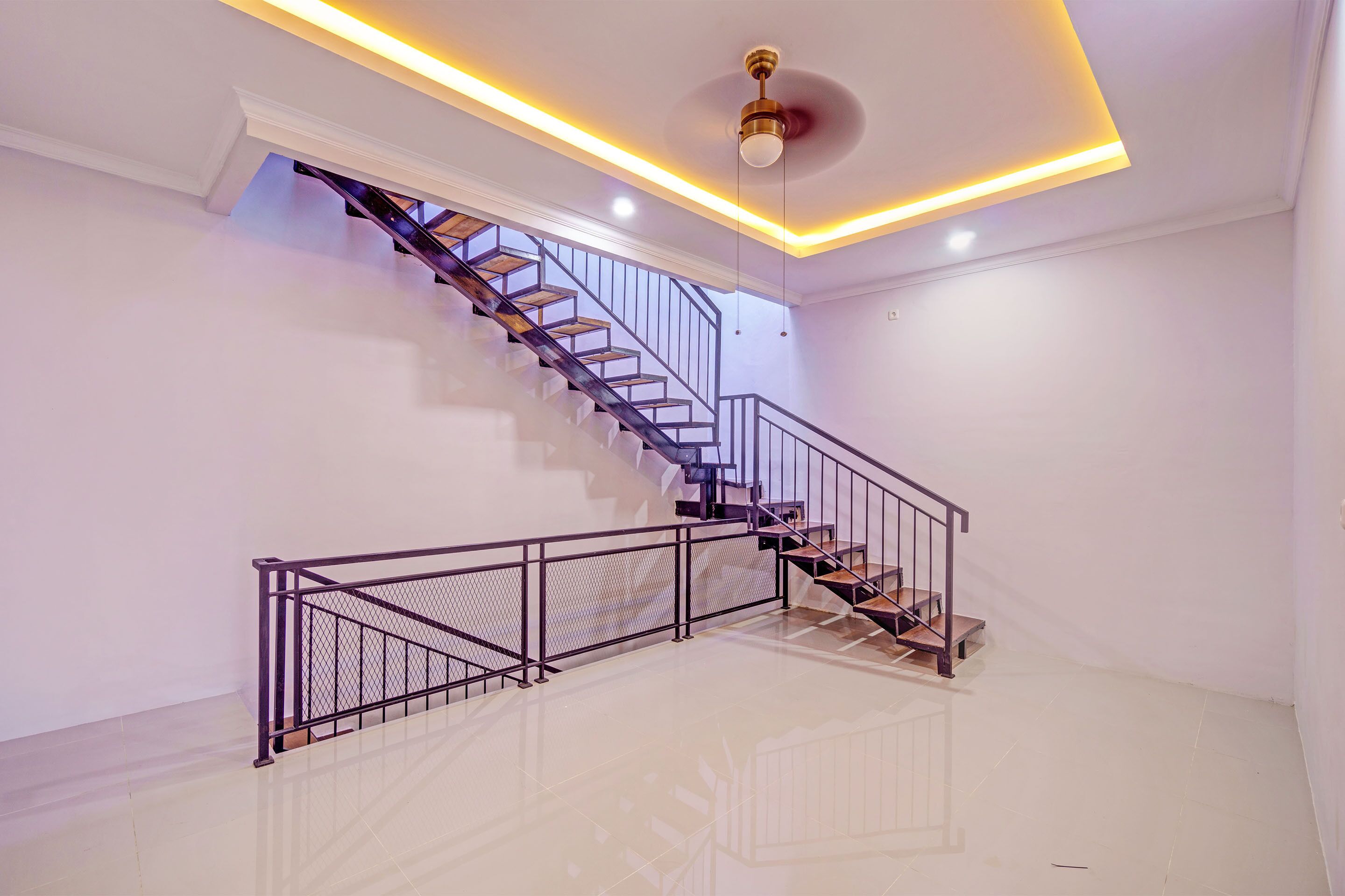 Capital O 93068 D Twinz House Syariah