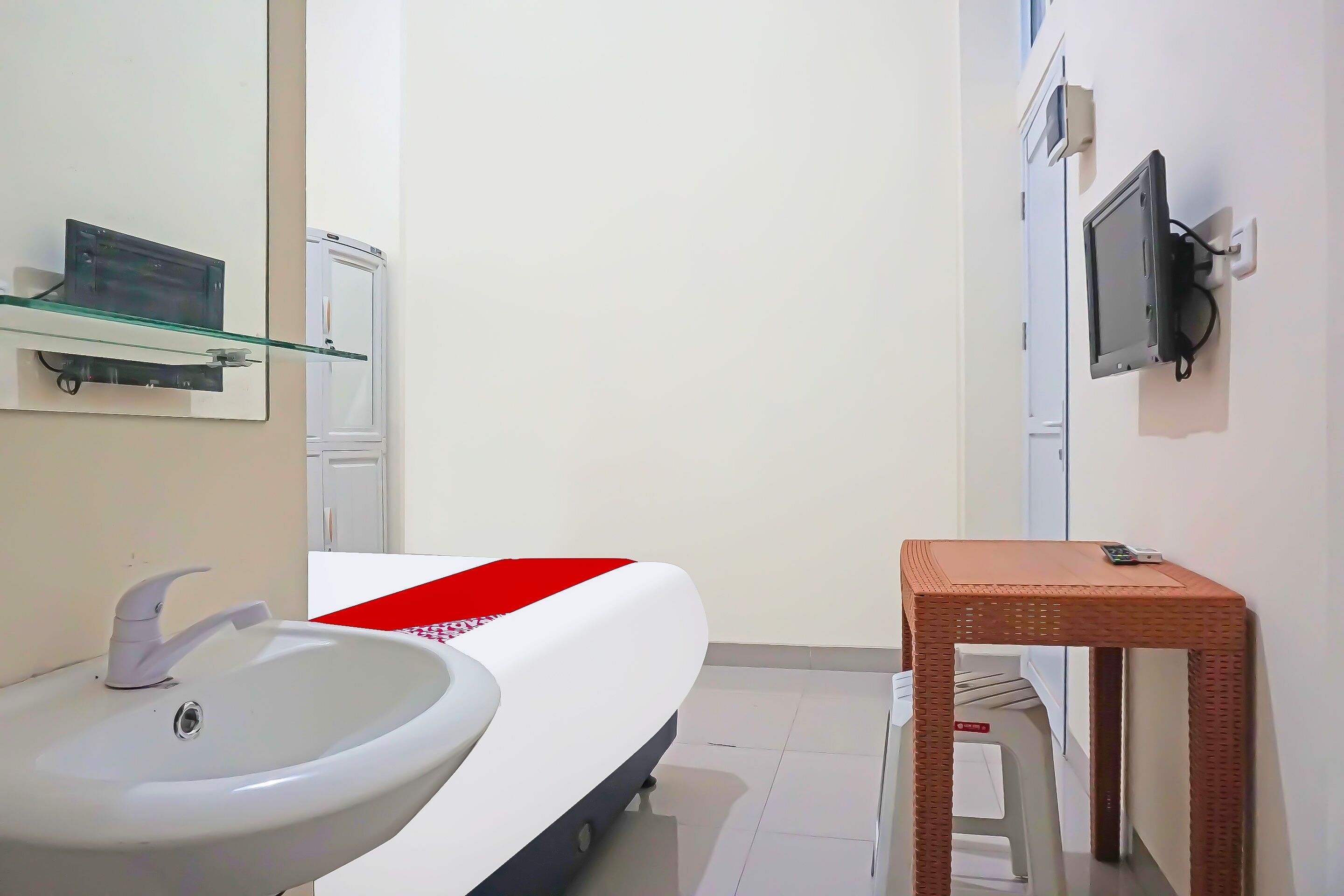 Capital O S1 Residence