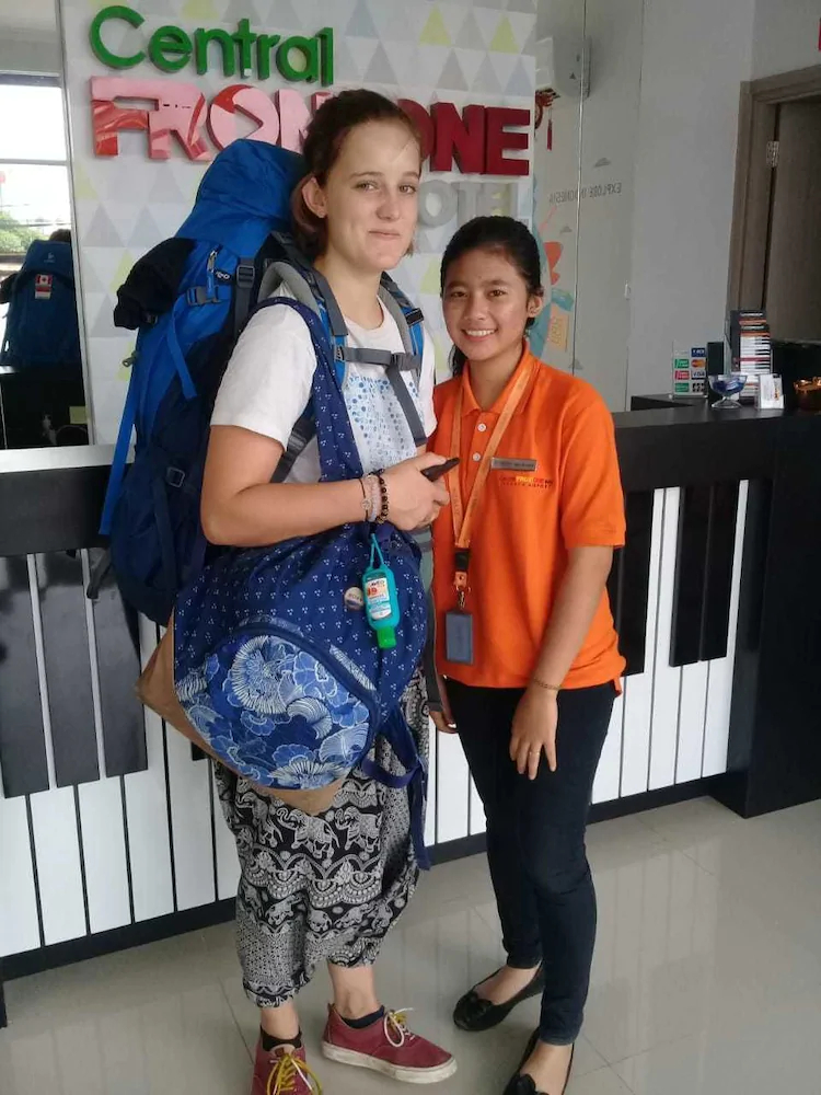 Central Front One Inn Jakarta Airport