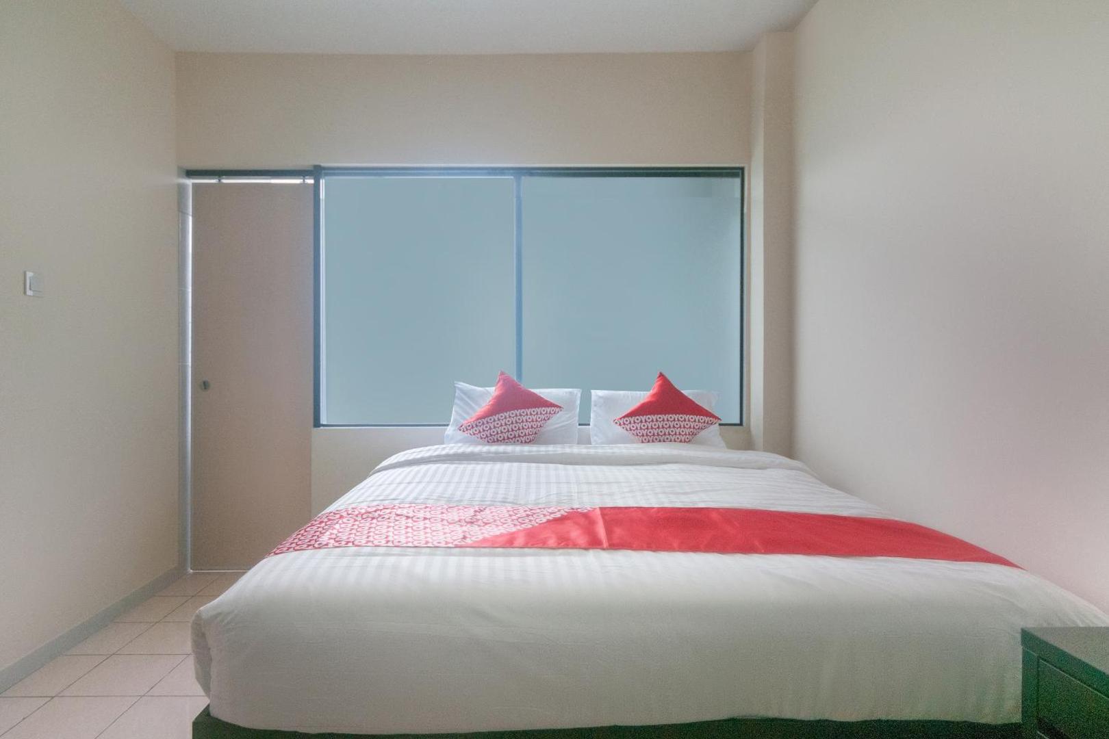 Ellegan Residence by OYO Rooms