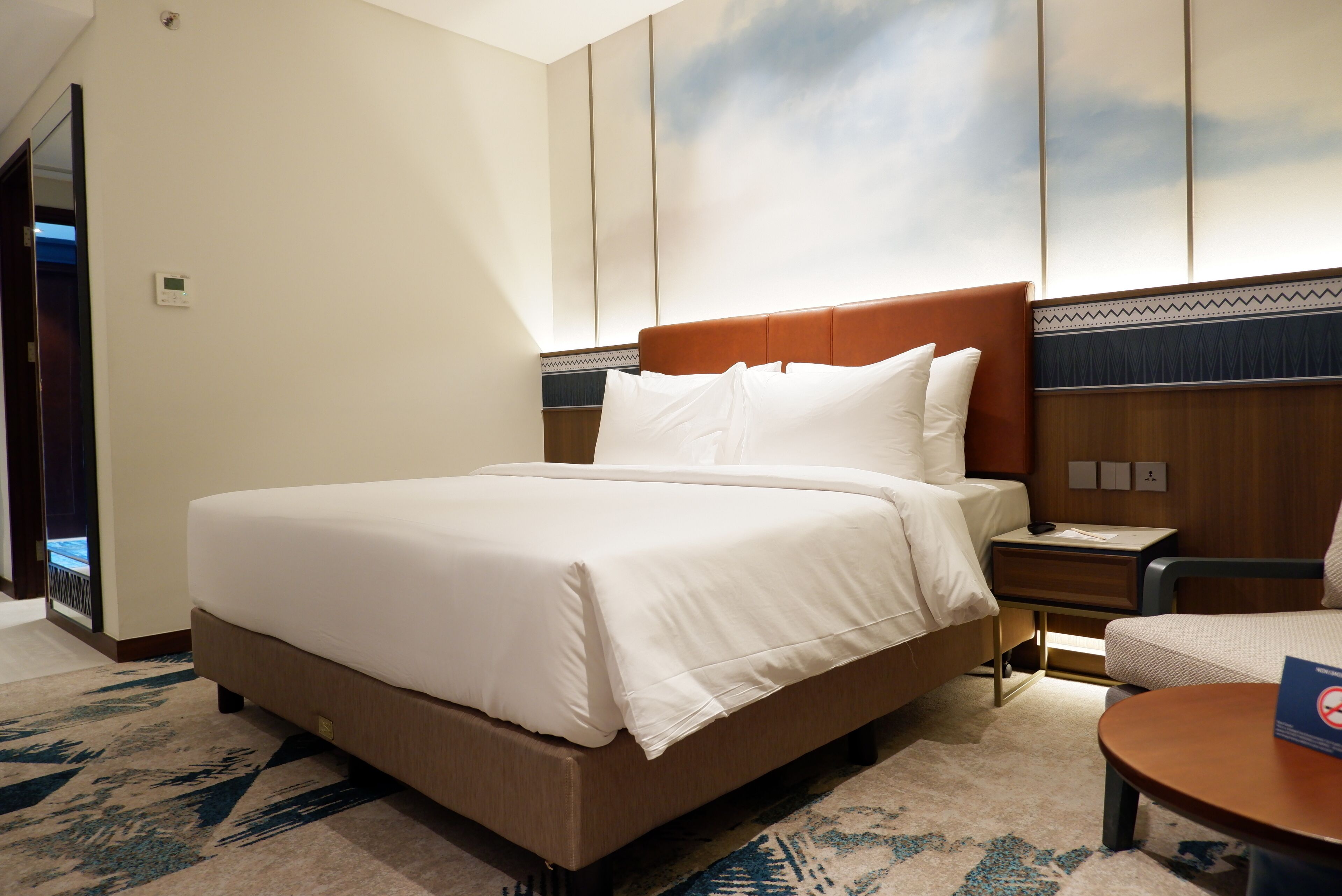 Grand Anara Airport Hotel