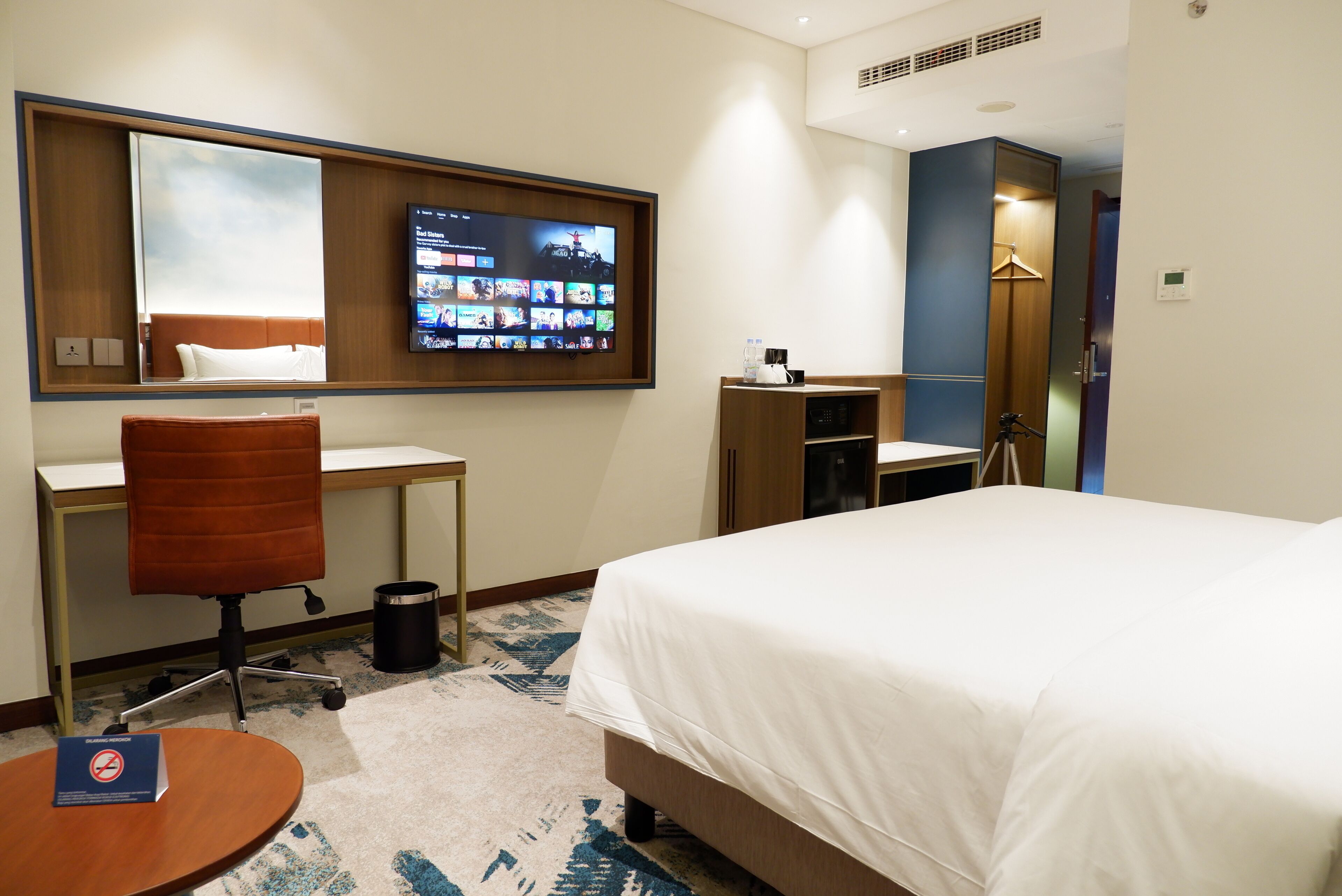 Grand Anara Airport Hotel