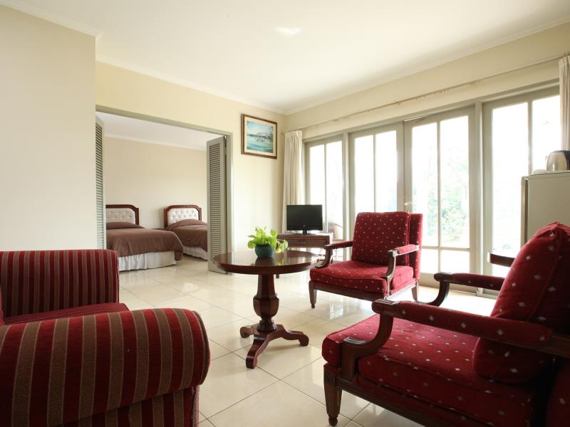 Padang Golf Modern