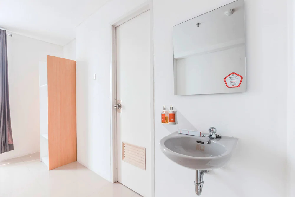 The Habitat by OYO Rooms