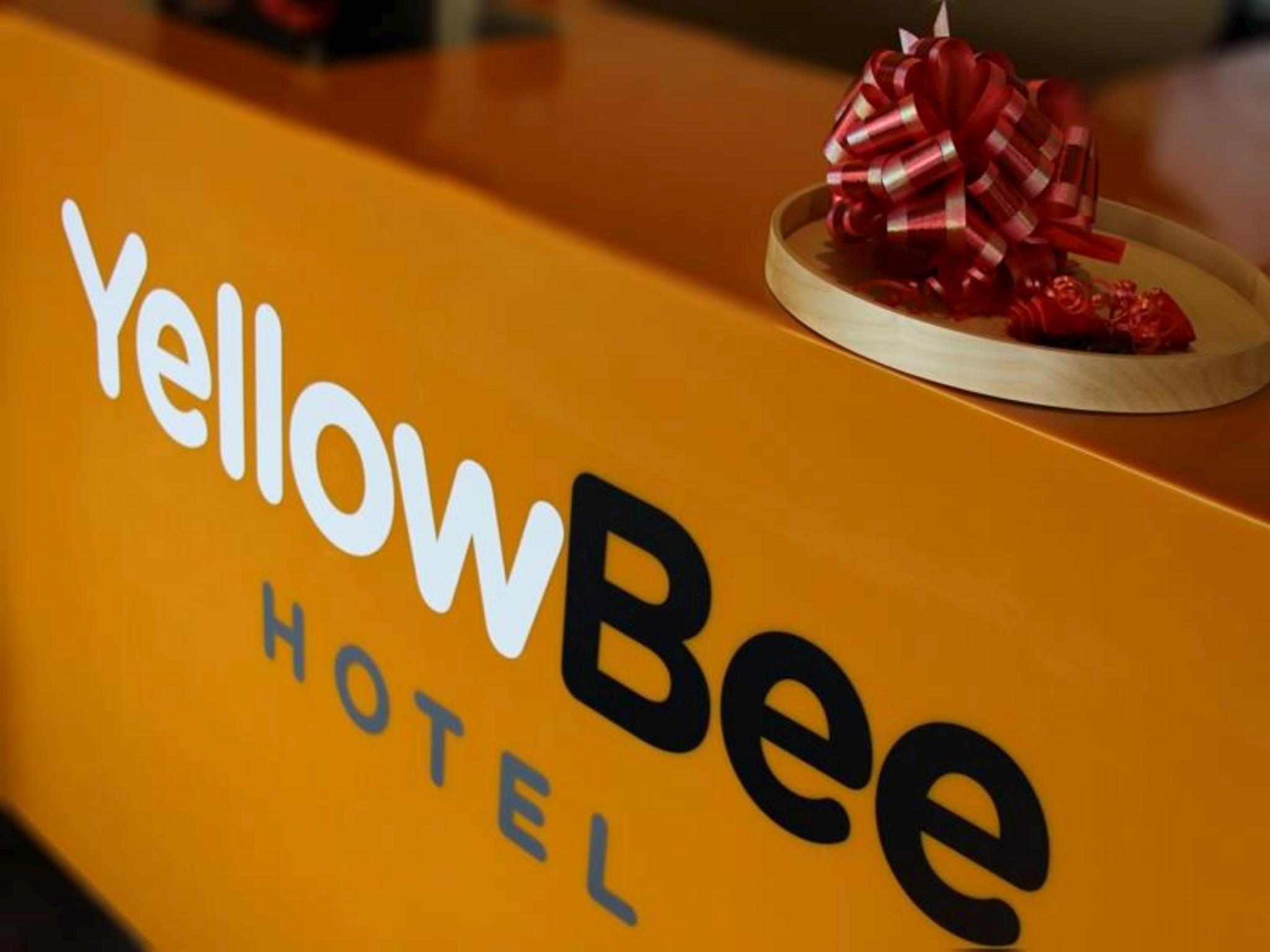 Yellow Bee Hotel – Tangerang