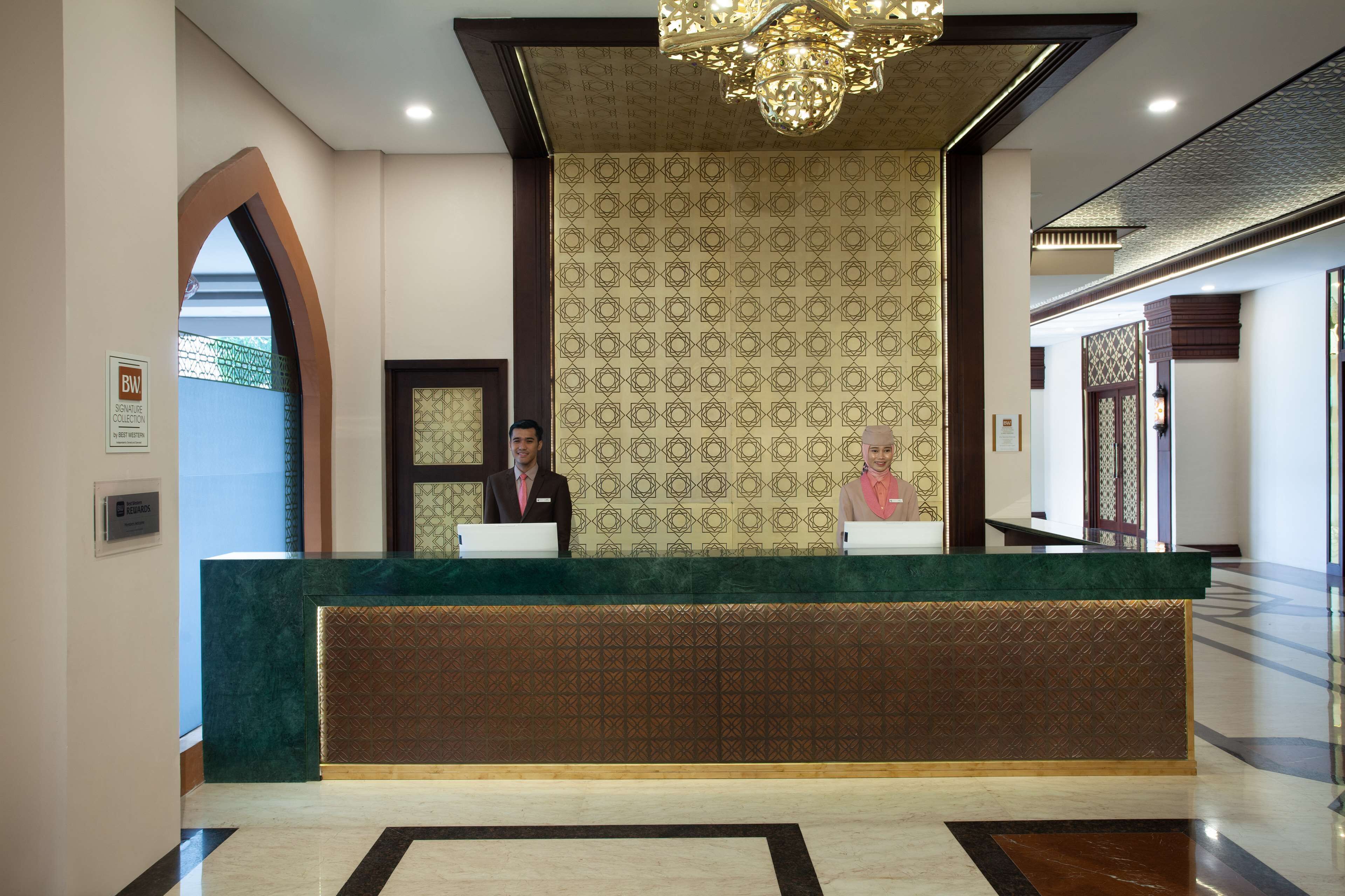 Alhambra Hotel & Convention, BW Signature Collection