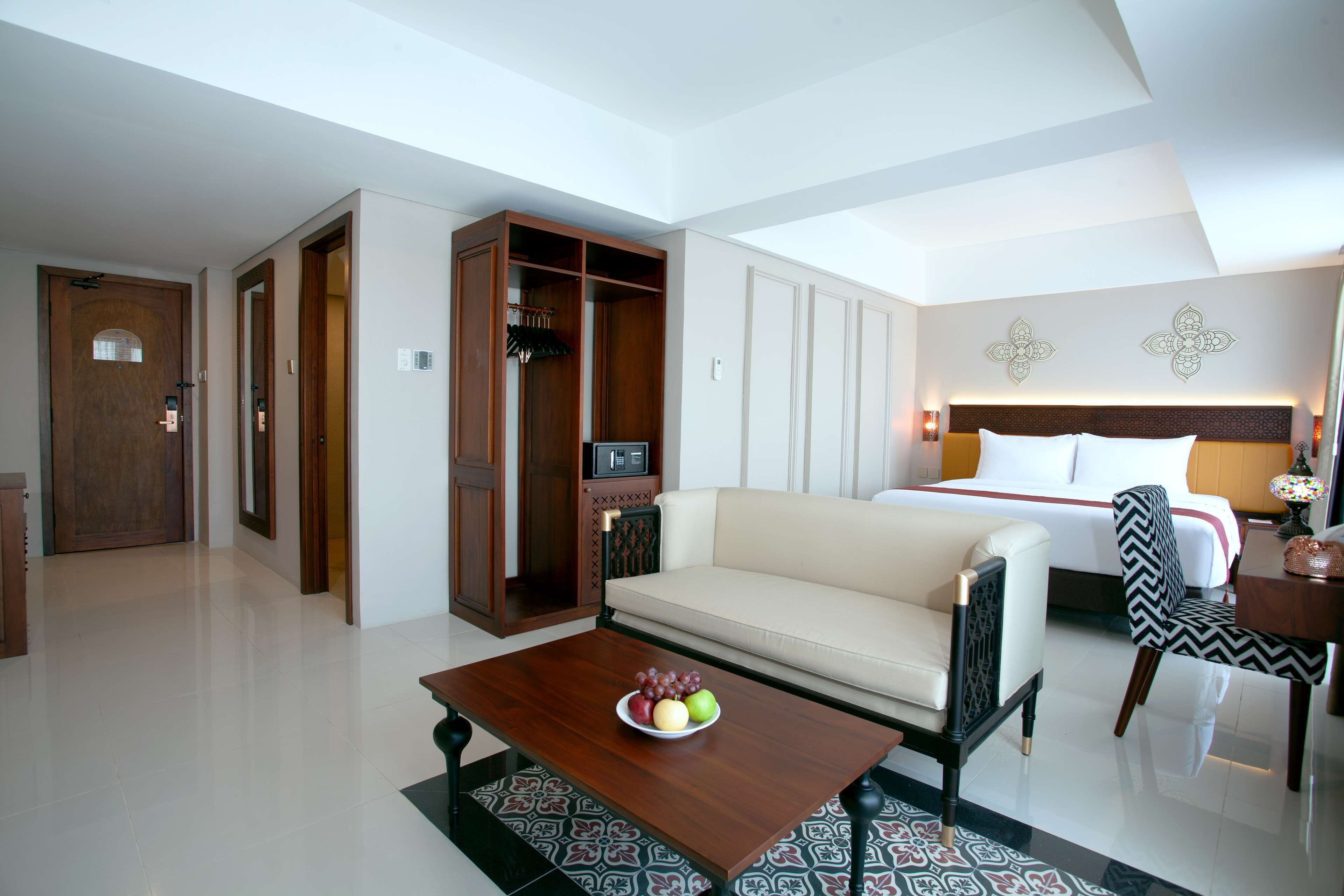 Alhambra Hotel & Convention, BW Signature Collection