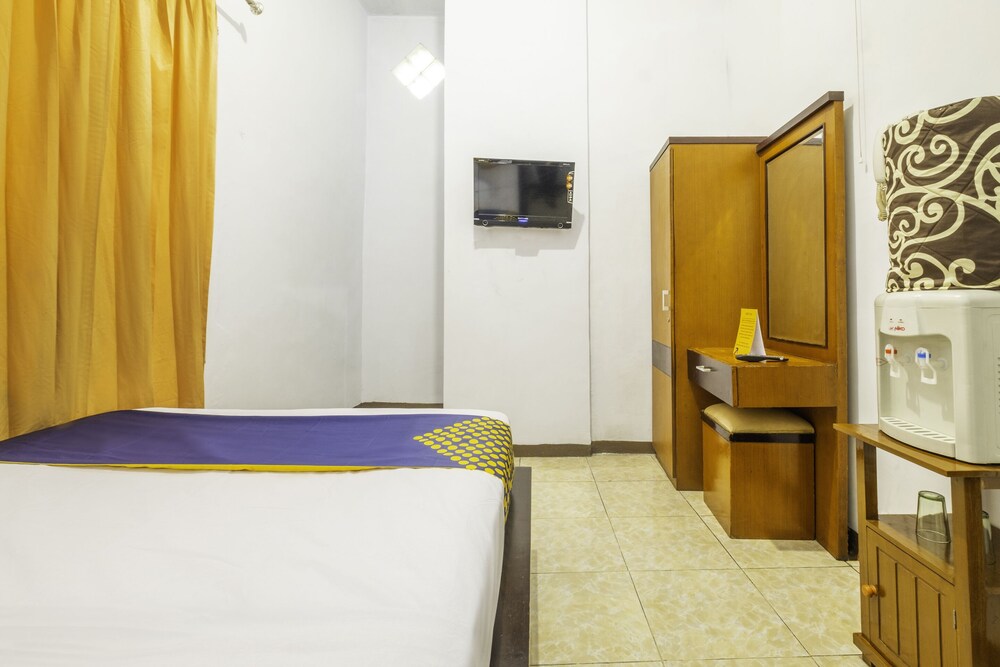 Hotel Aden 2 Syariah by OYO Rooms