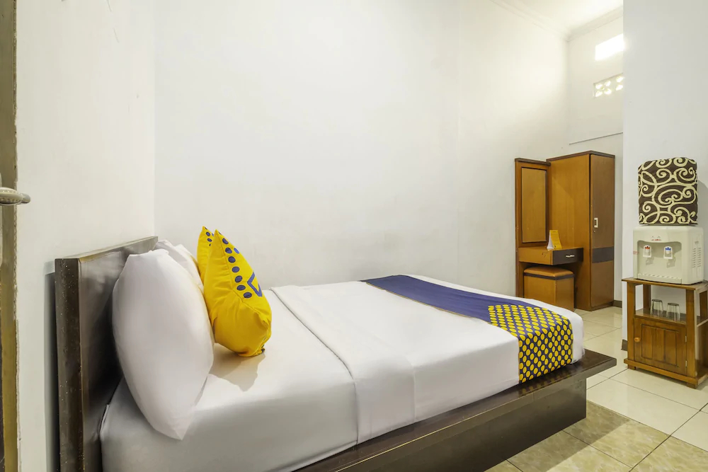 Hotel Aden 2 Syariah by OYO Rooms