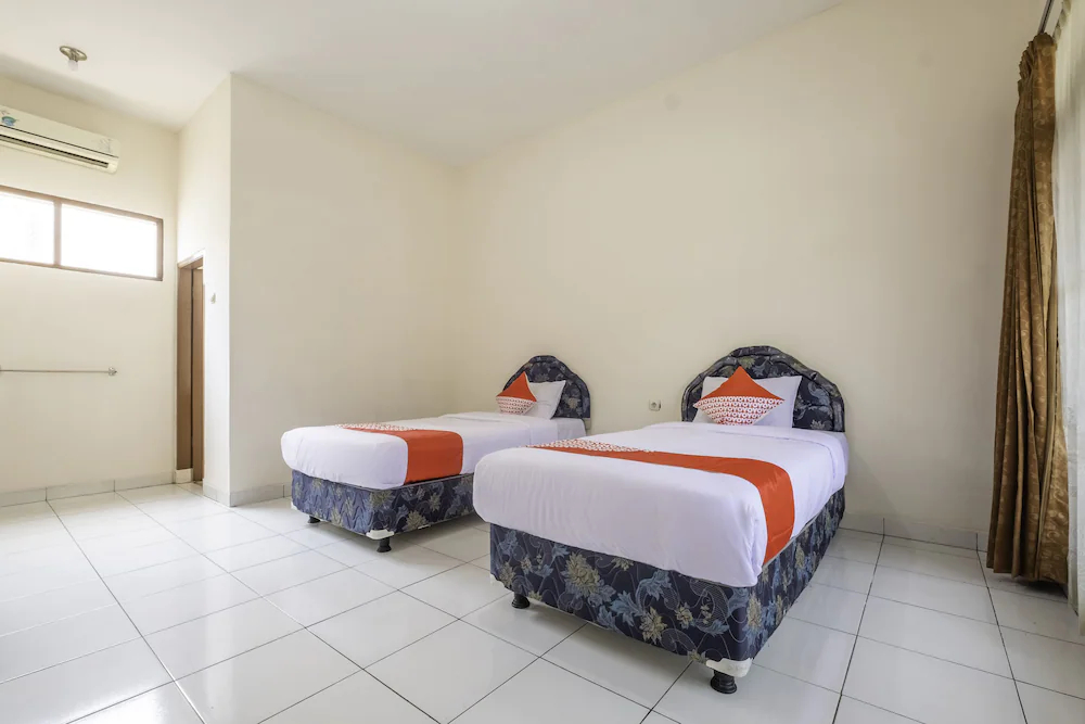 Hotel Padjadjaran by OYO Rooms