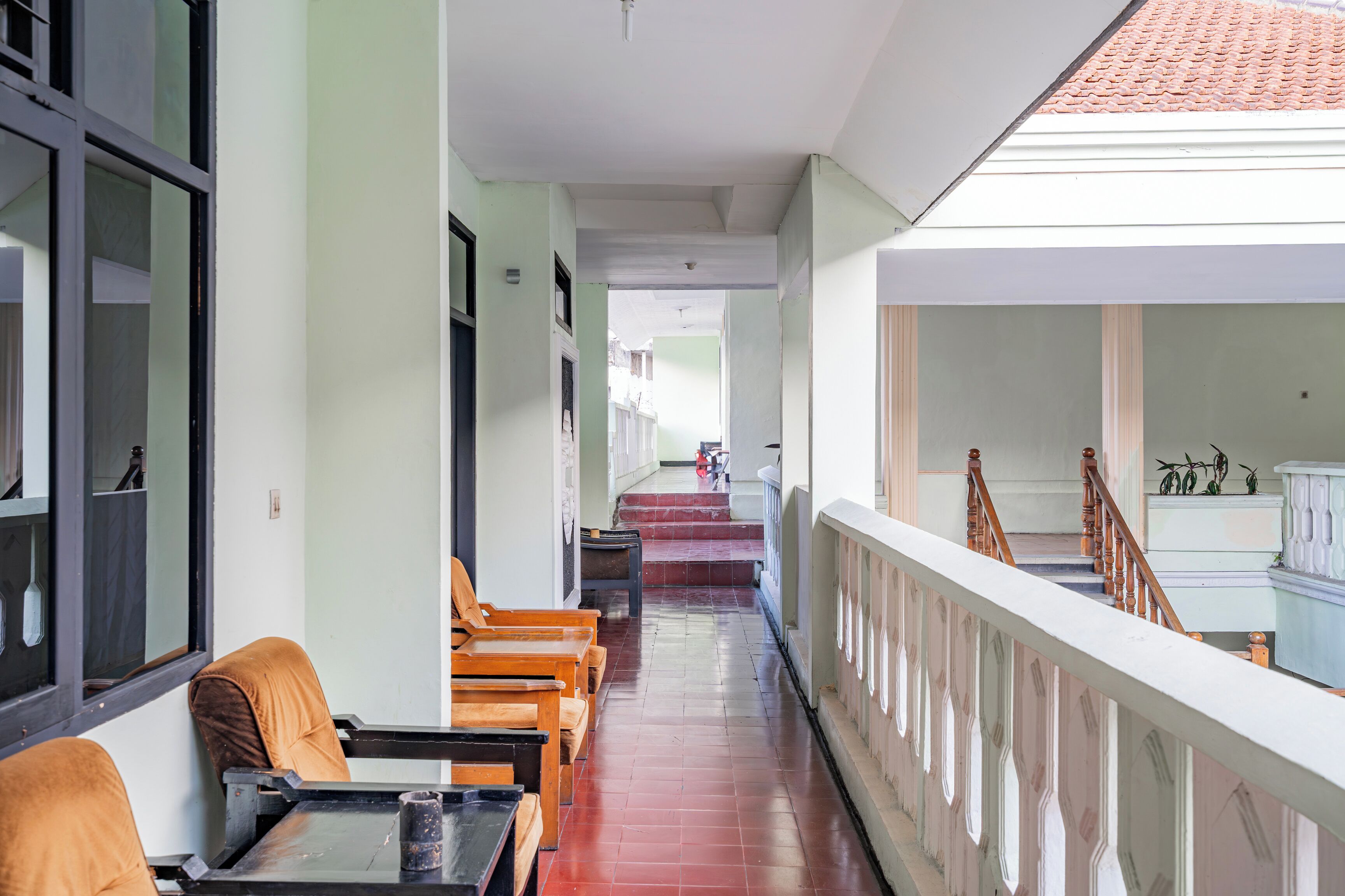 Super OYO Capital O 94108 Hotel Abad