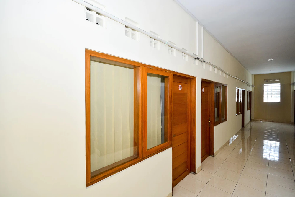 The Flash Residence by OYO Rooms