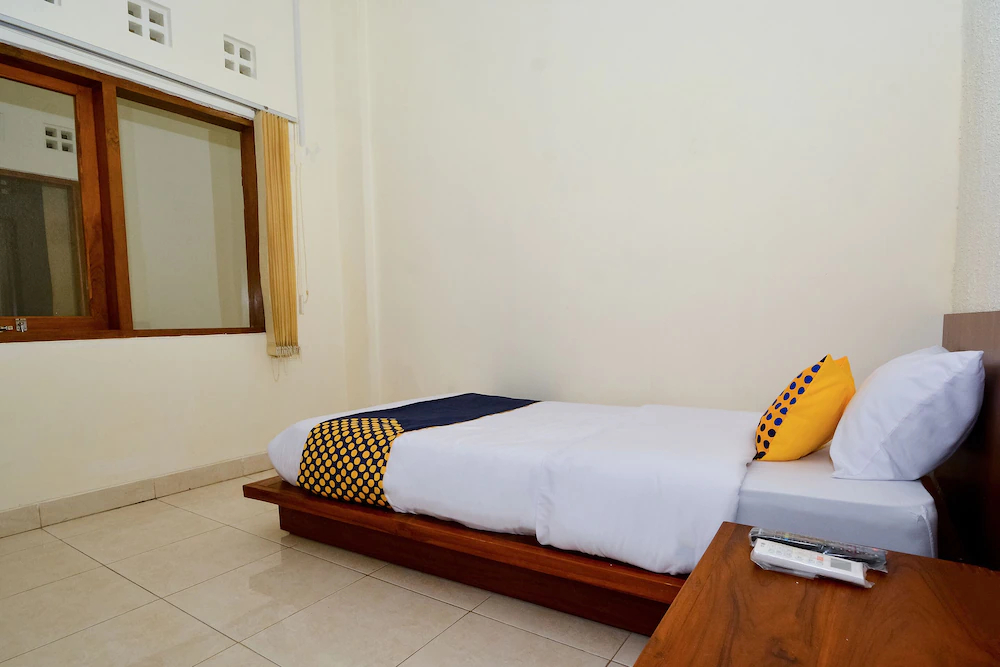 The Flash Residence by OYO Rooms