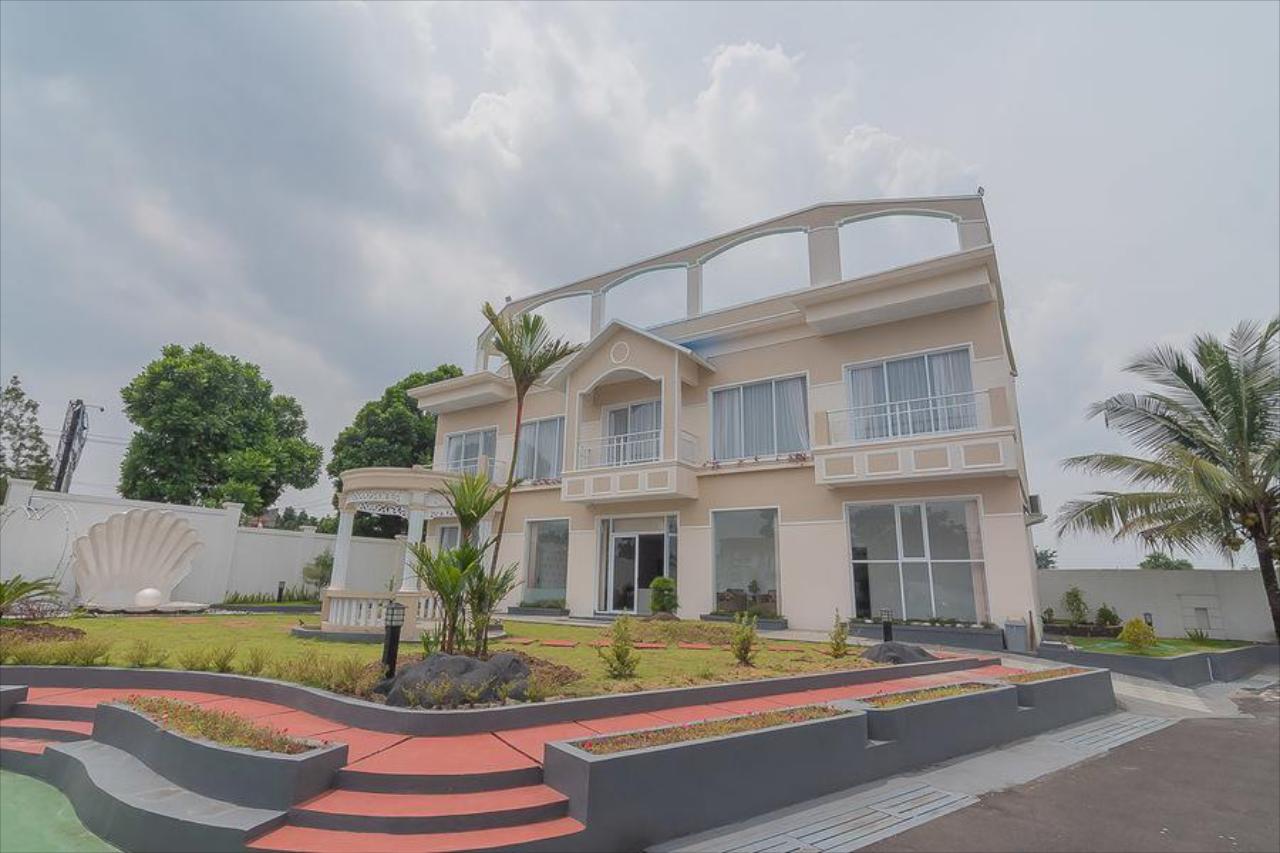 Villa Grand Mutiara Tasikmalaya by RedDoorz