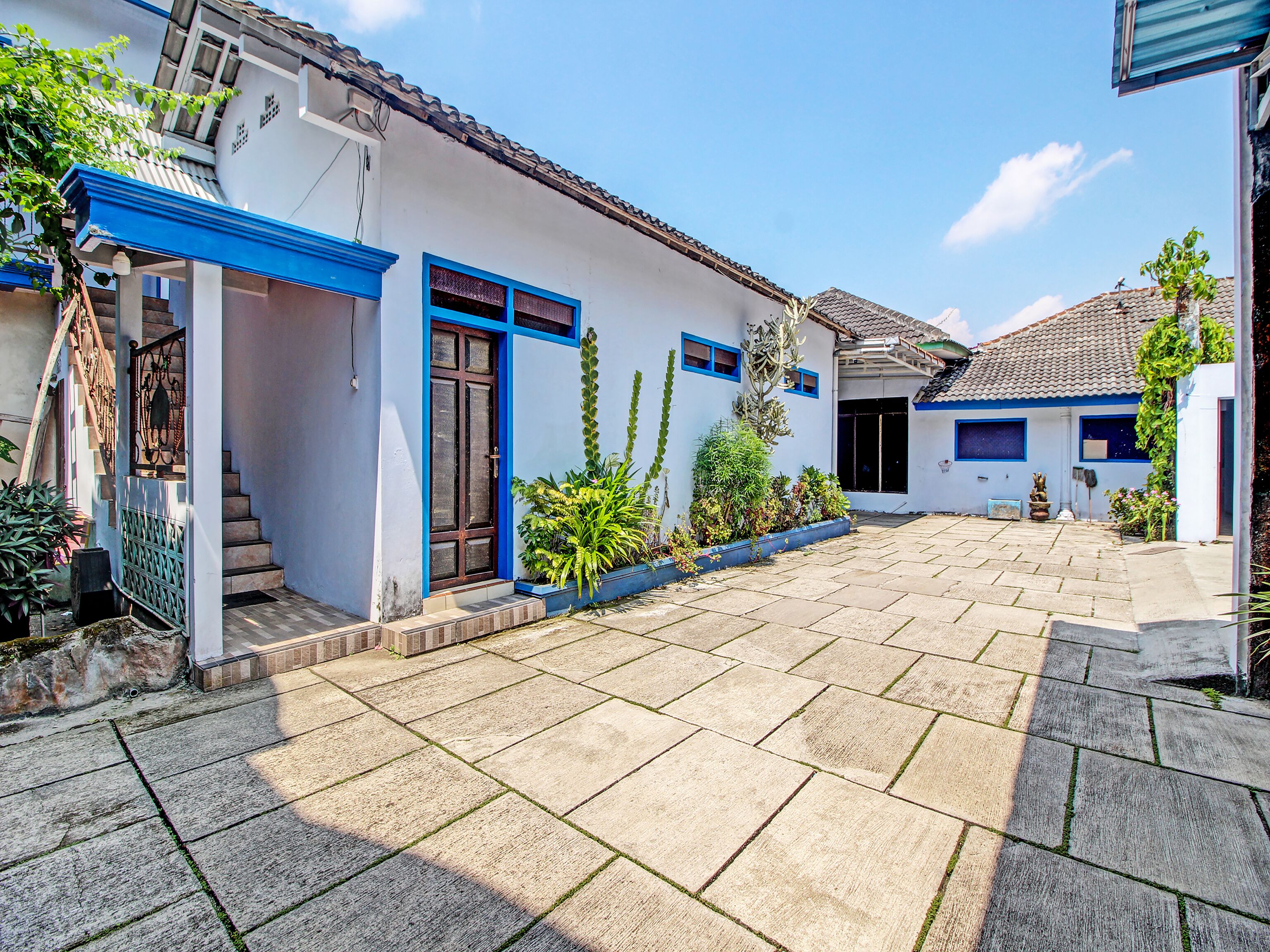 Spot On 91694 Hotel Rama Chandra