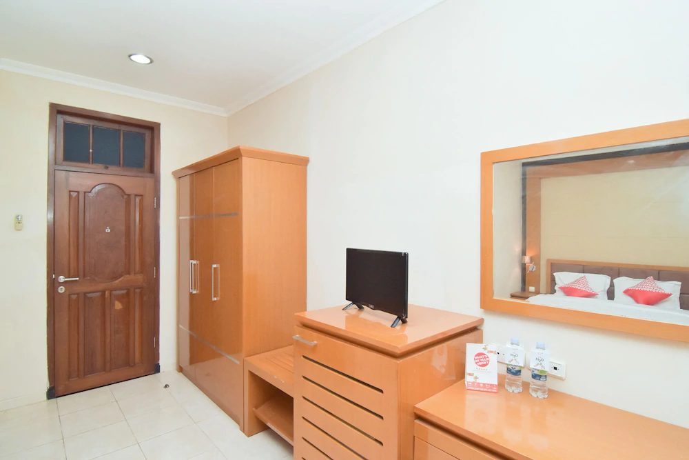 Hotel & Restaurant Basra