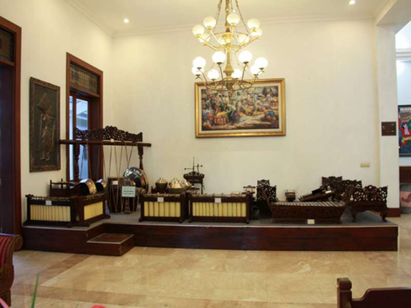 Kresna Hotel Wonosobo