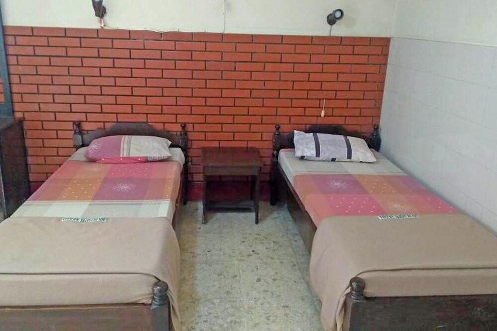 Hotel Arjuna Syariah by OYO Rooms